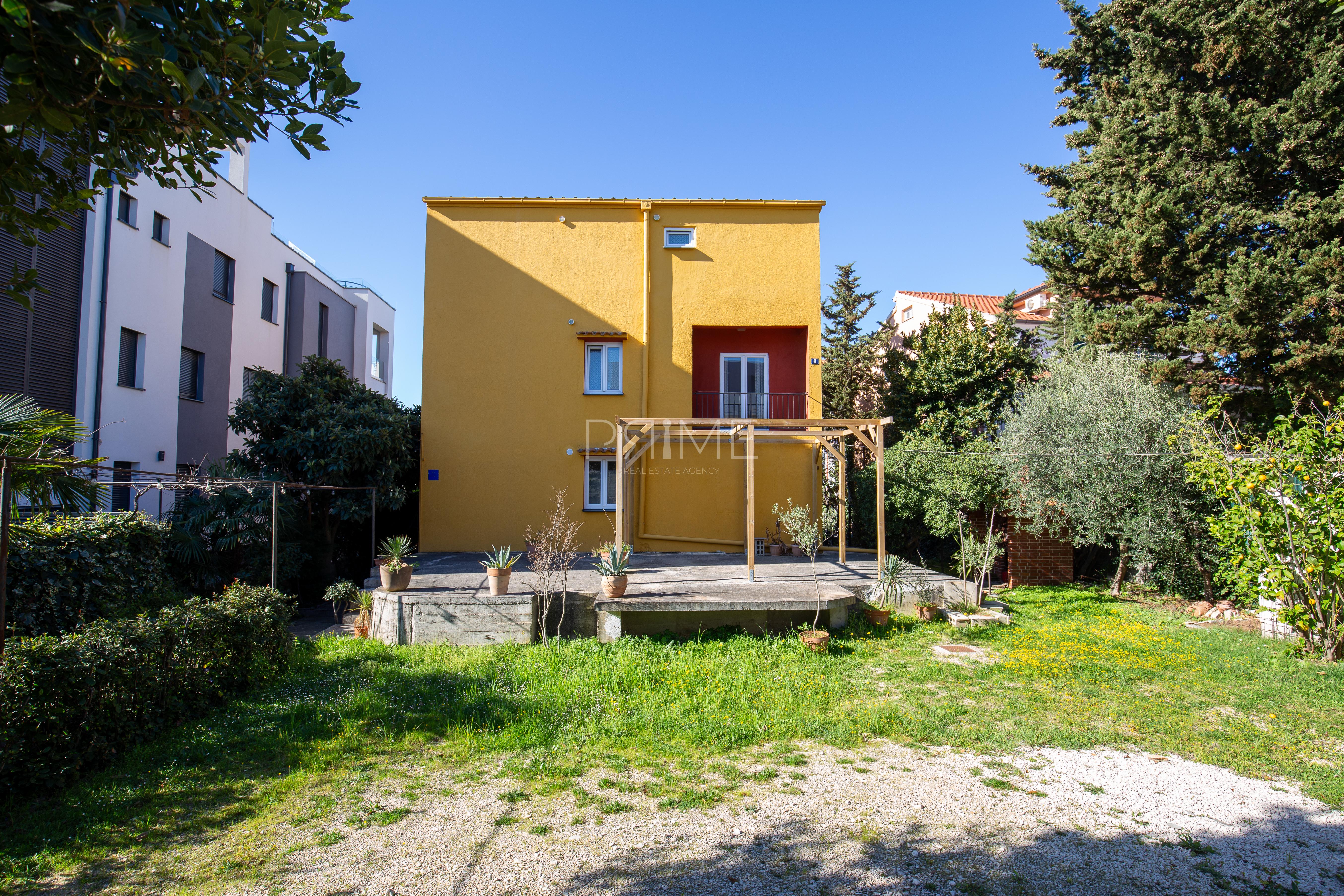 Haus Zu verkaufen - ZADARSKA POLIČNIK