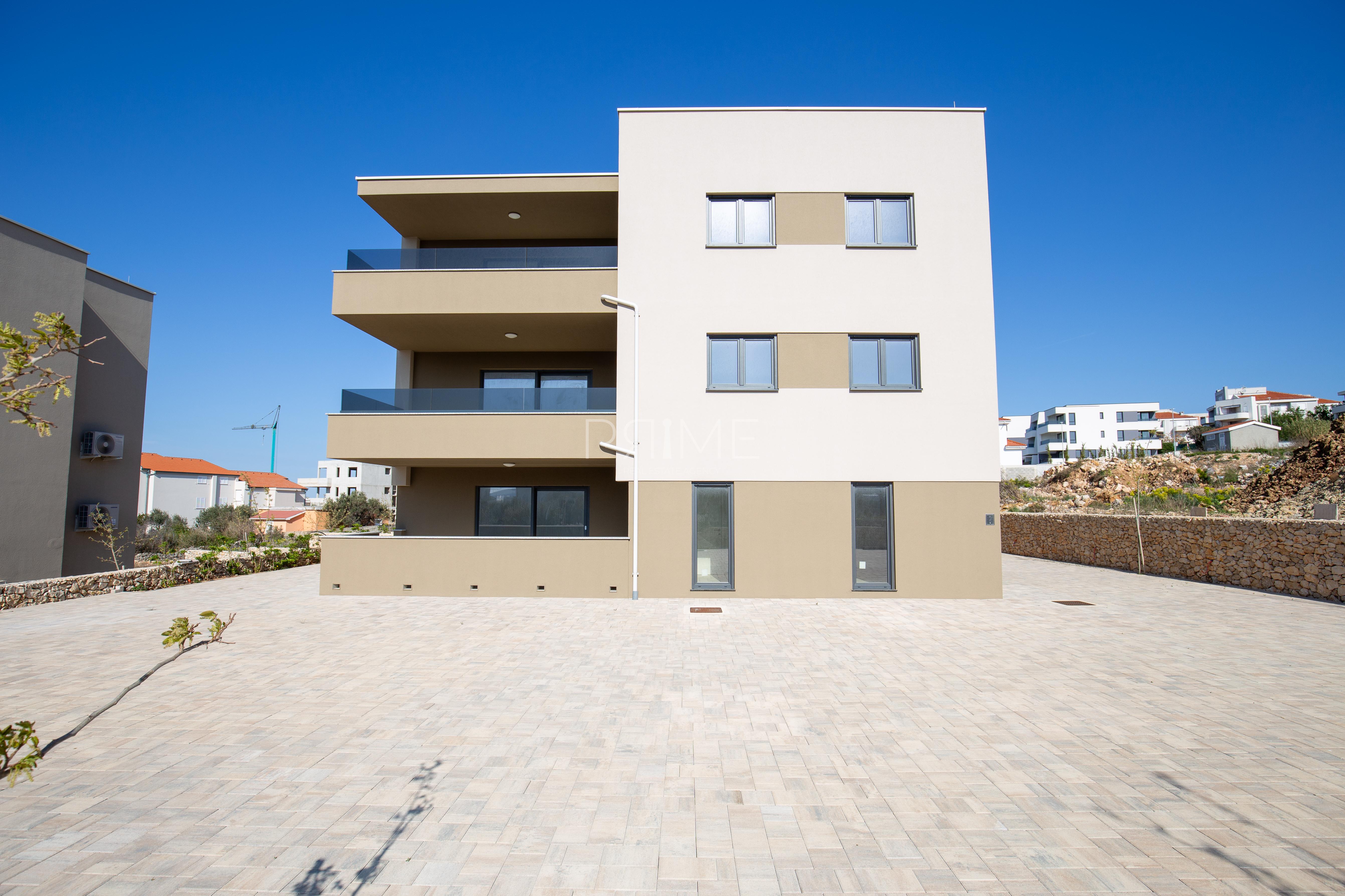 Flat For sale - LIČKO-SENJSKA NOVALJA