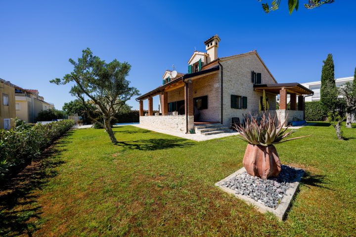 Casa in vendita 397 m² – Vodice
