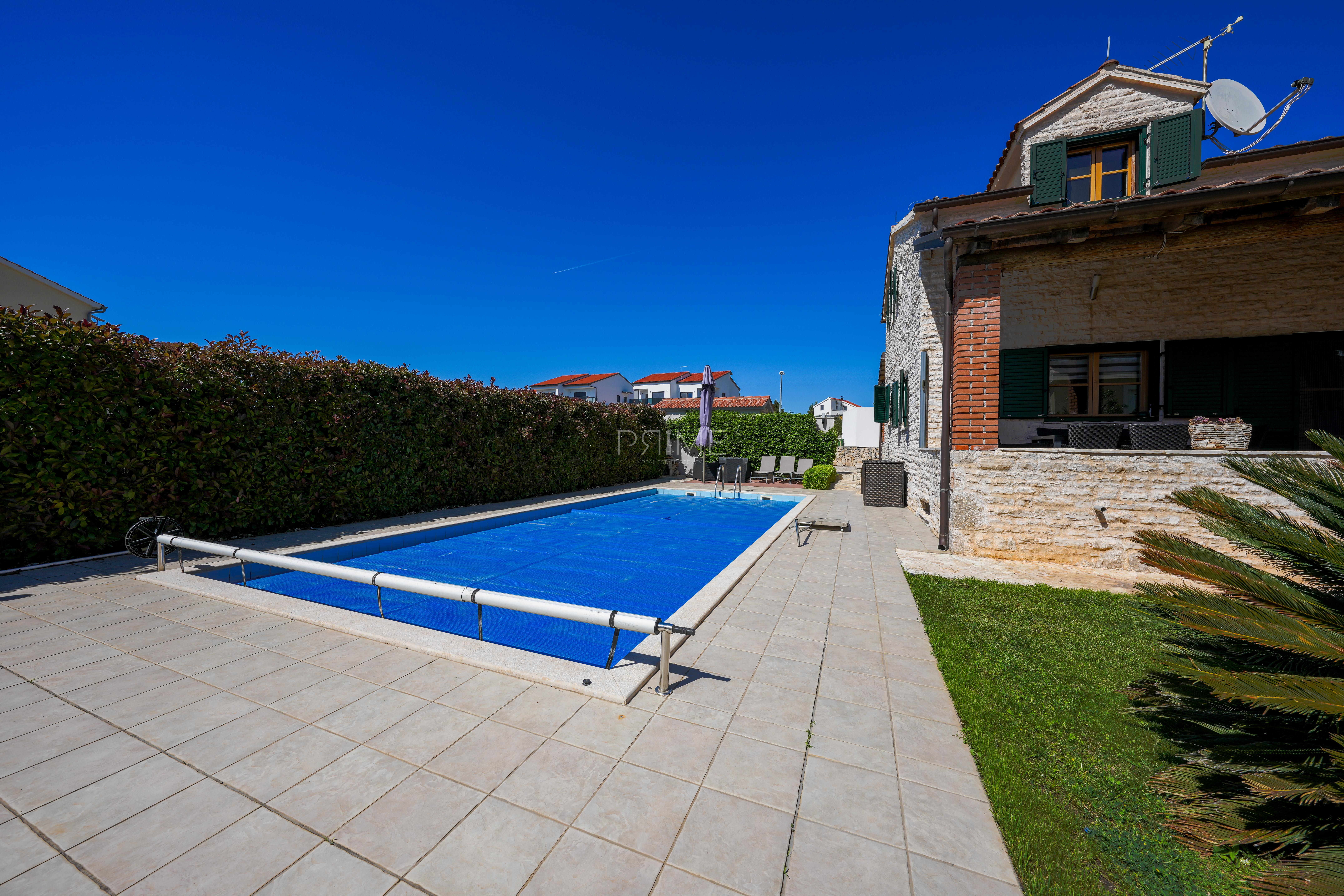 Dom Na predaj - ŠIBENSKO-KNINSKA VODICE