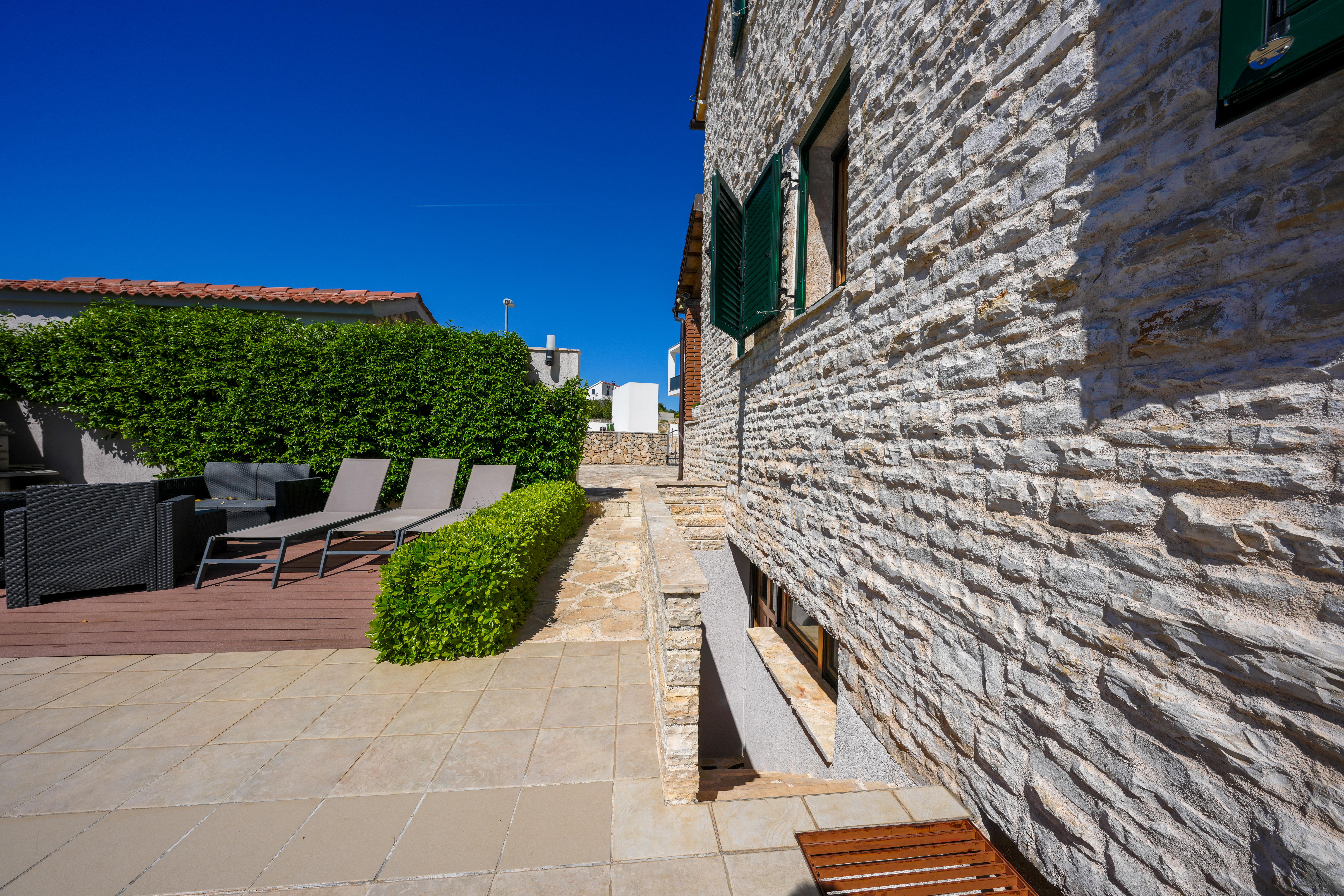 Dom Na predaj - ŠIBENSKO-KNINSKA VODICE