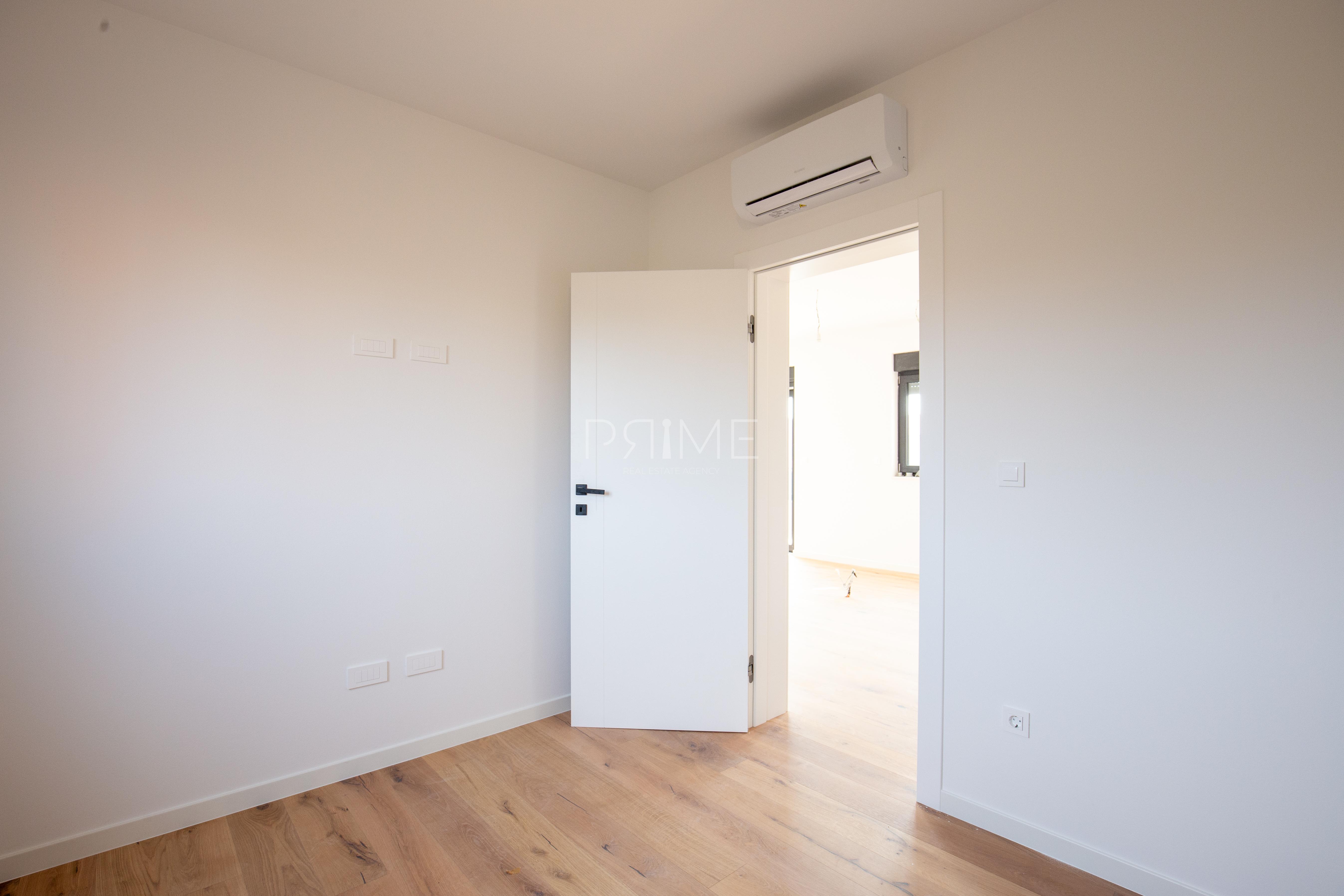 Flat For sale - ZADARSKA PRIVLAKA