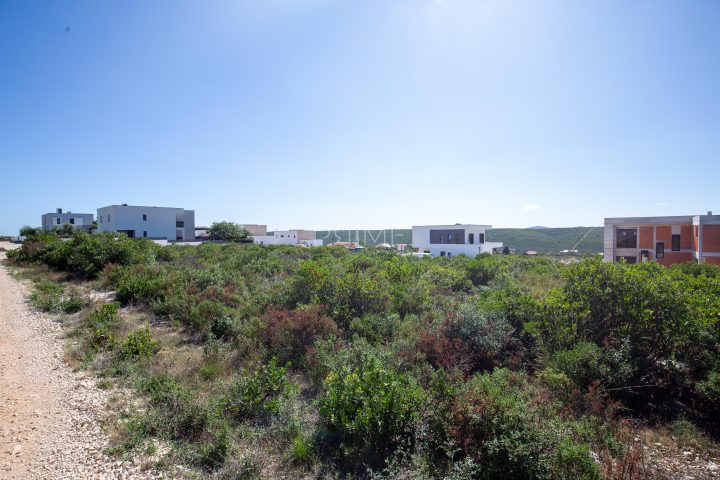 Pozemek na prodej 611 m² – Debeljak