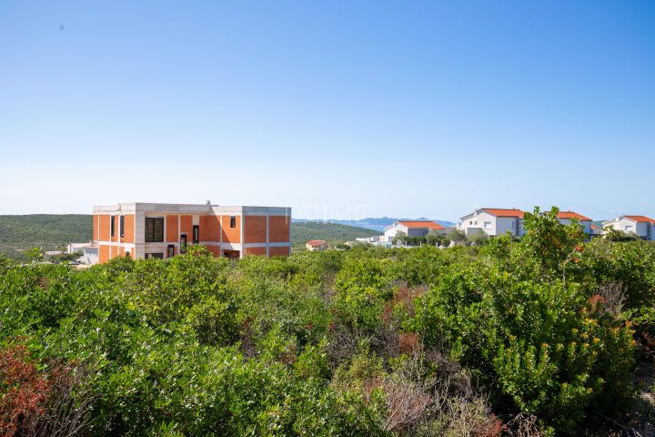 Pozemek na prodej 617 m² – Debeljak