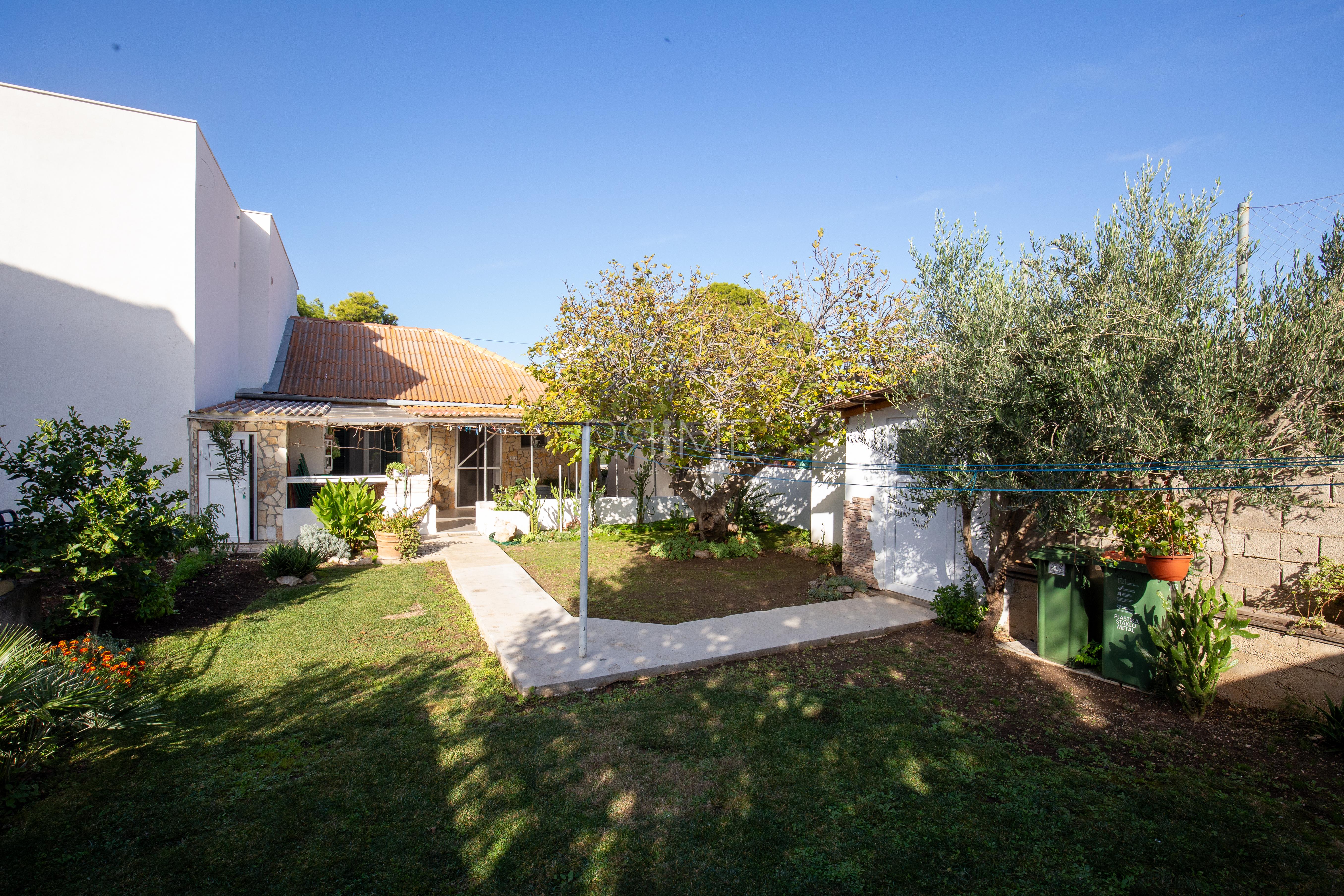 Maison À vendre - ŠIBENSKO-KNINSKA TISNO