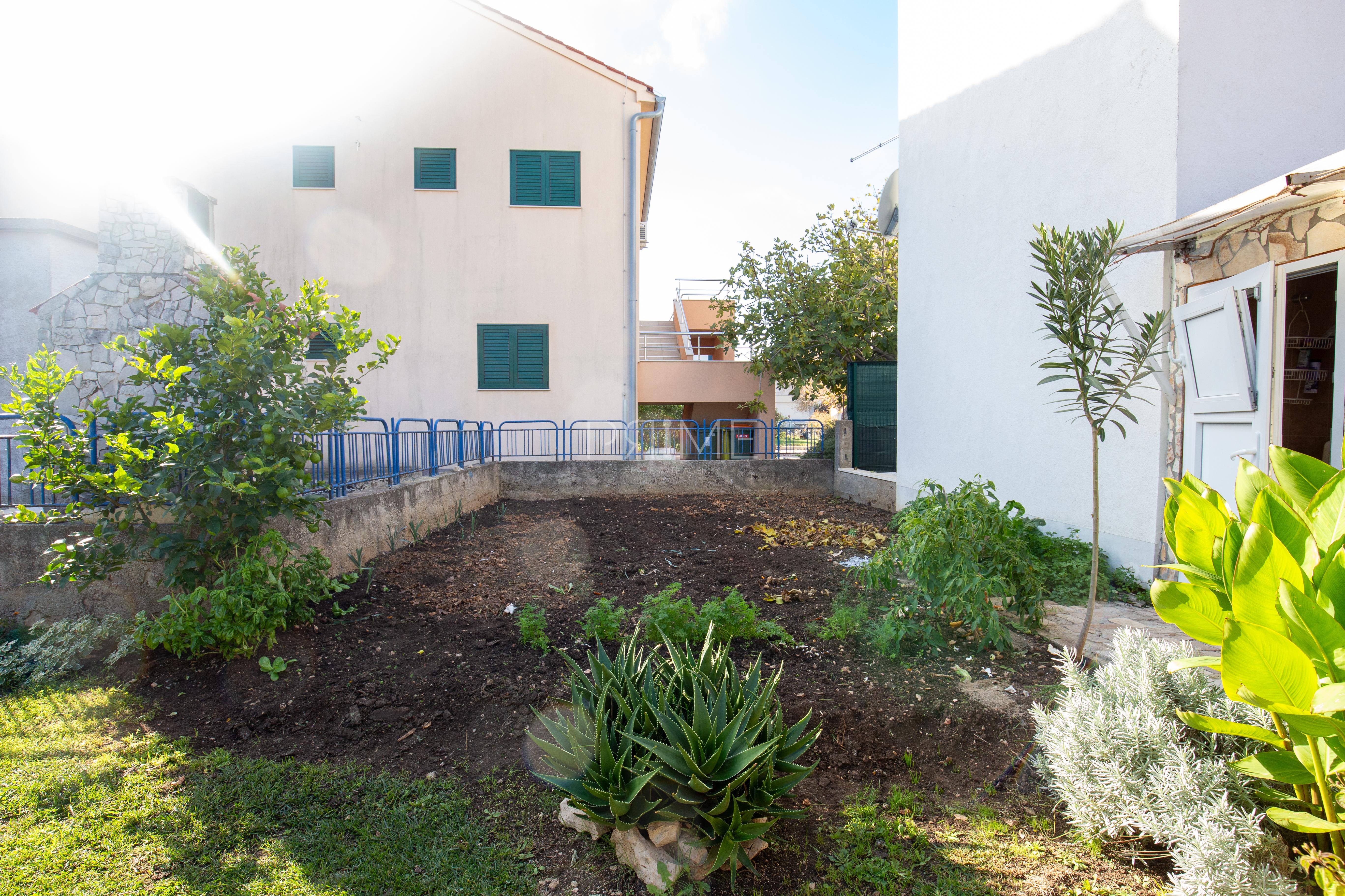 Maison À vendre - ŠIBENSKO-KNINSKA TISNO