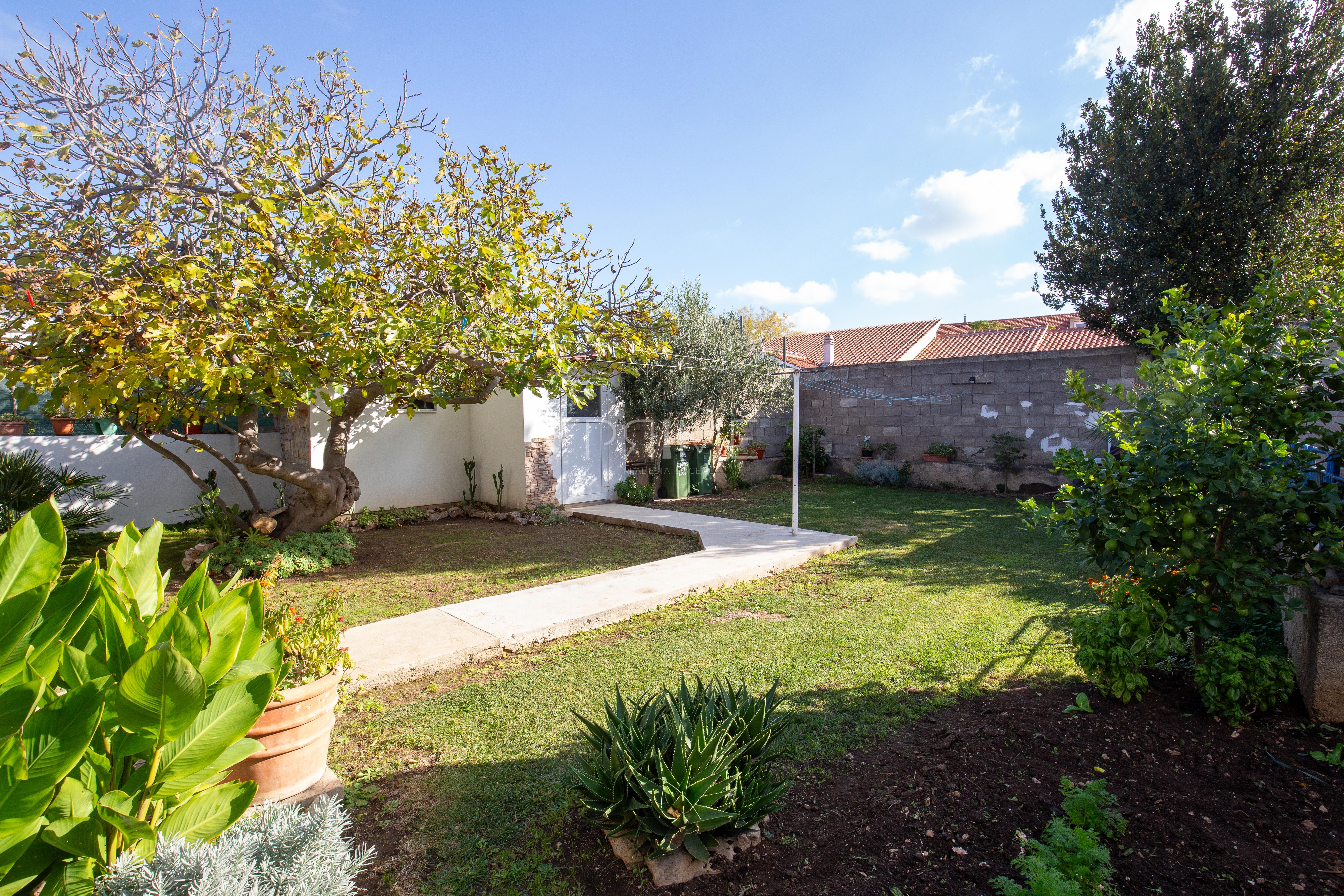 Maison À vendre - ŠIBENSKO-KNINSKA TISNO