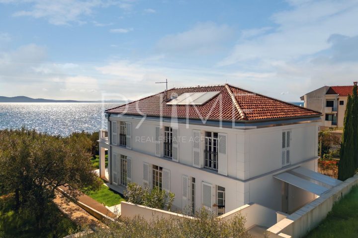 Hiša na predaj 210 m² – Diklo