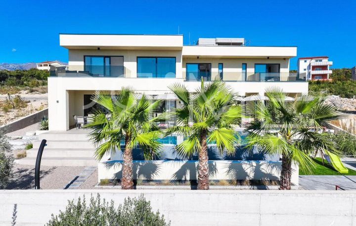 Dom na predaj 254 m² – Maslenica