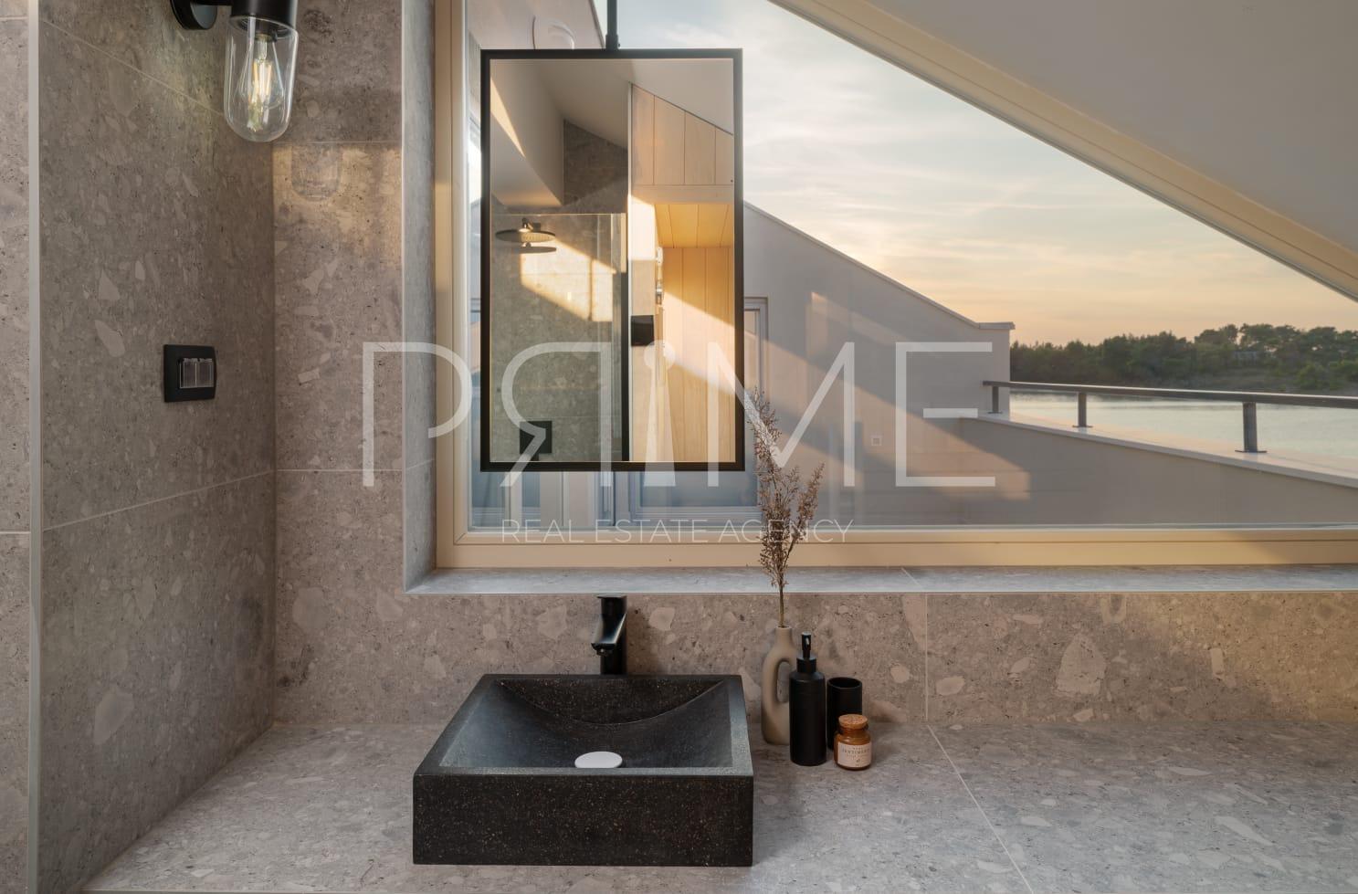 House For sale - ZADARSKA NIN