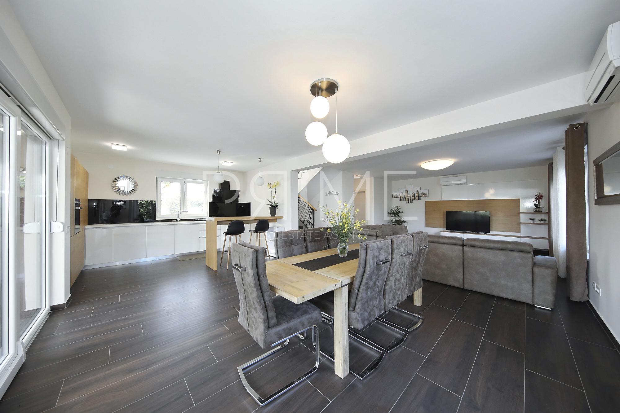 House For sale - ZADARSKA NIN