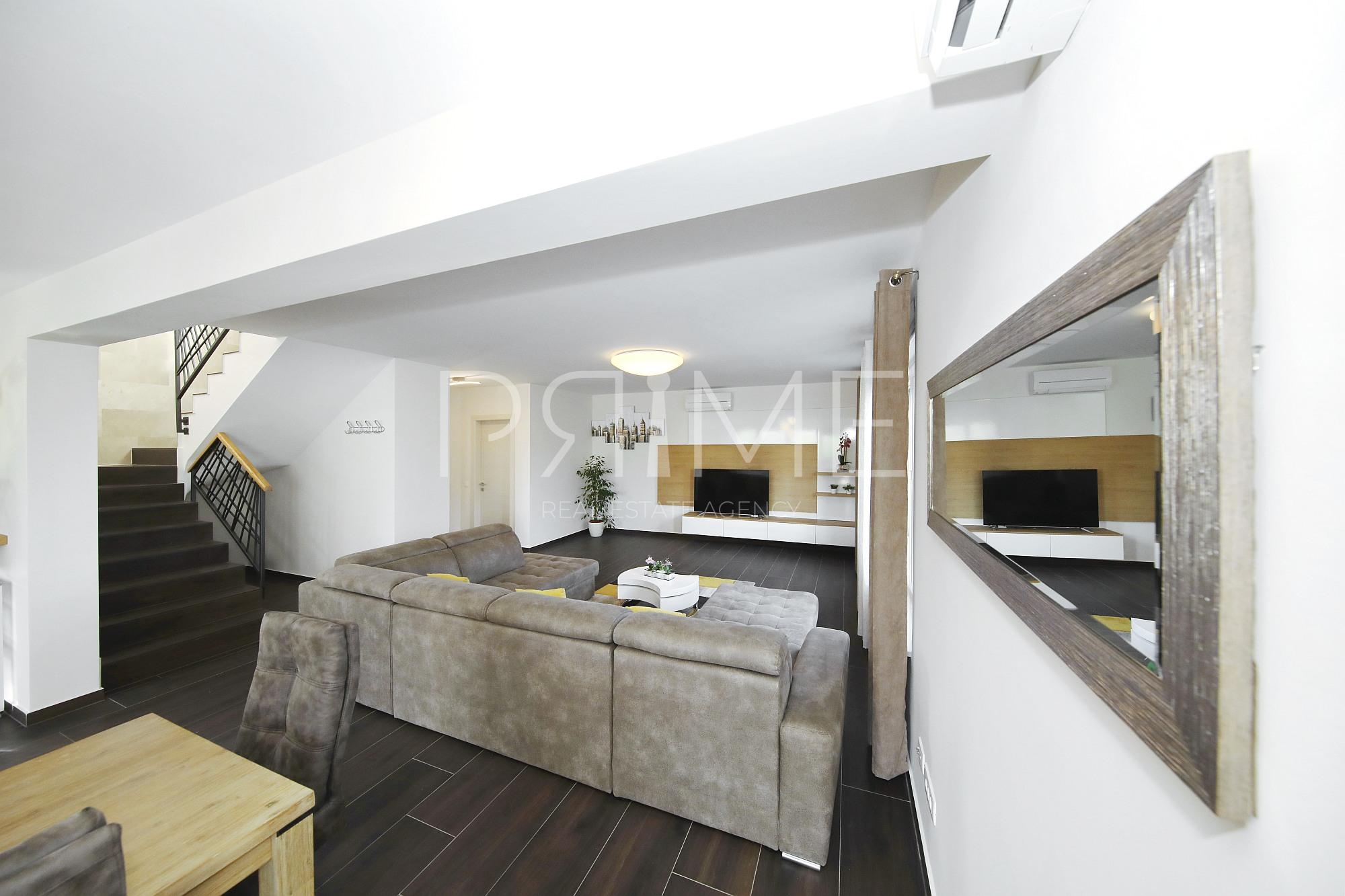 House For sale - ZADARSKA NIN