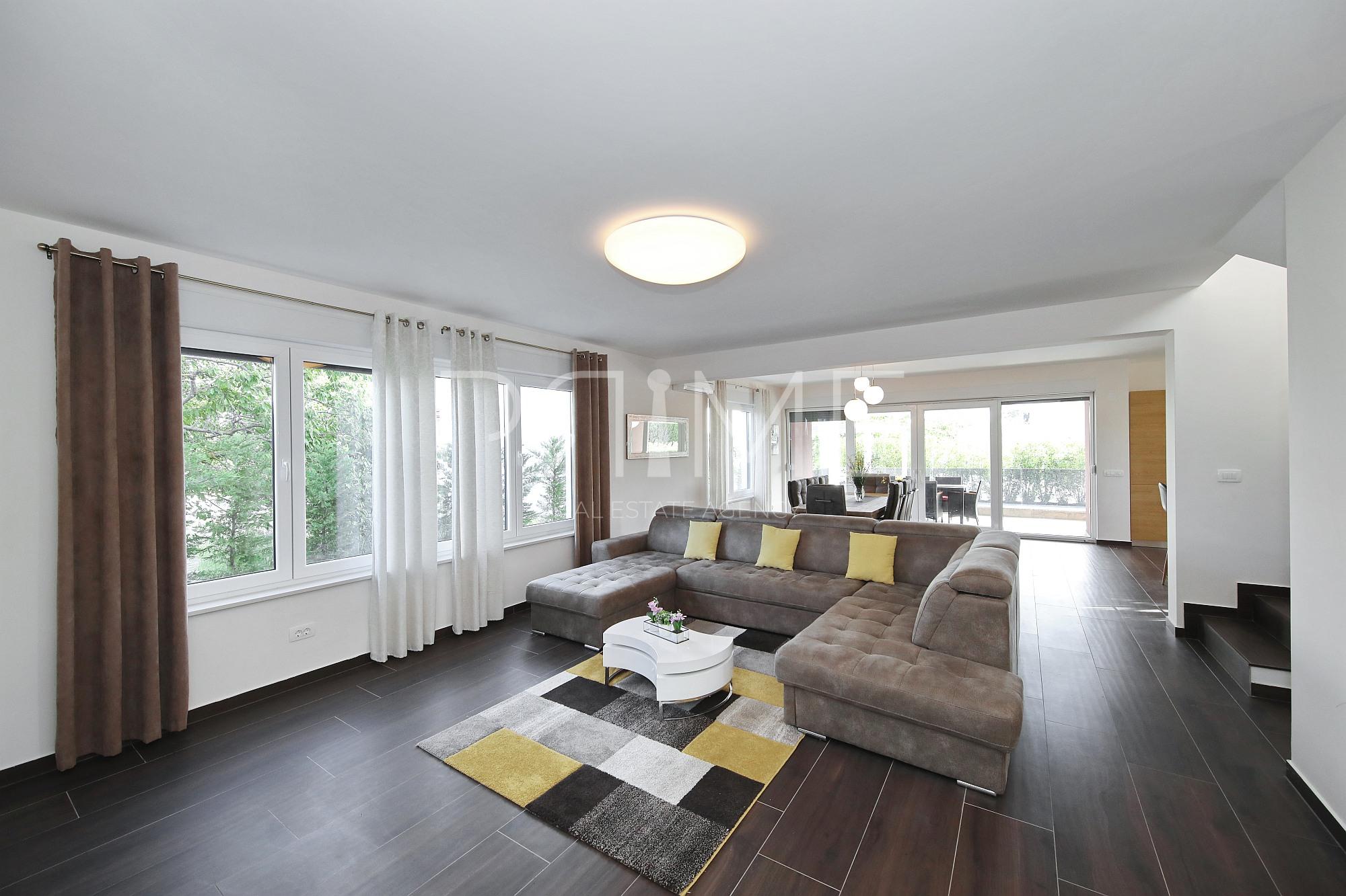 House For sale - ZADARSKA NIN