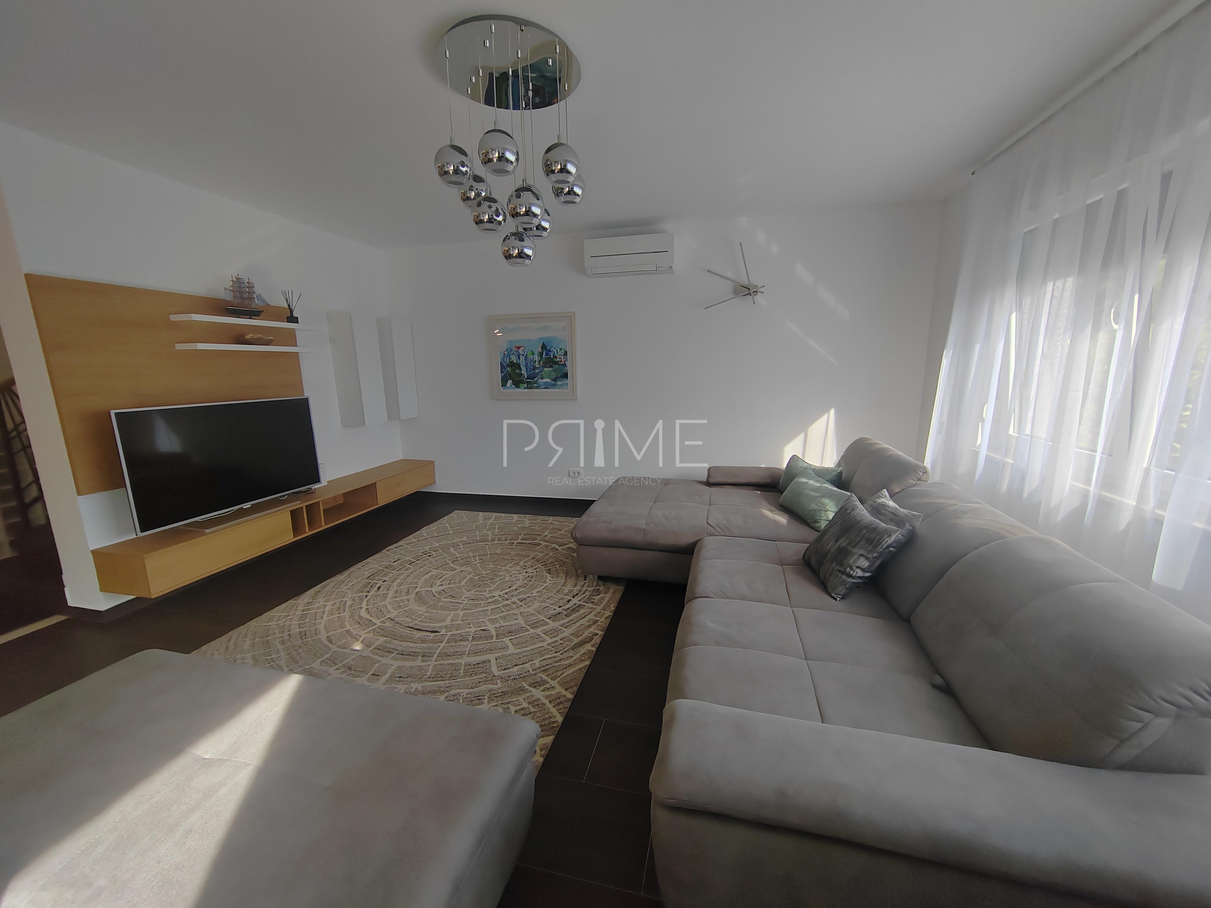 House For sale - ZADARSKA NIN