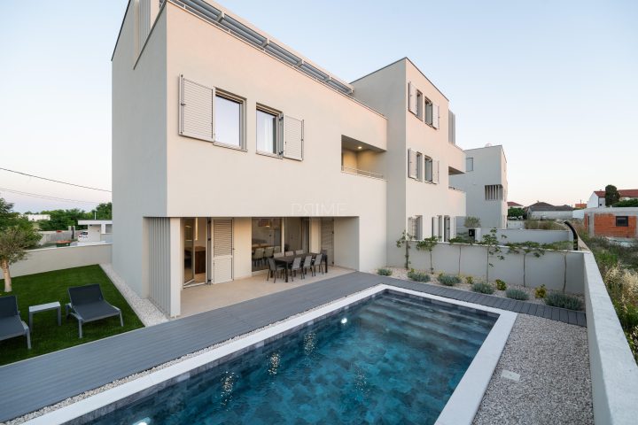 Dům na prodej 217 m² – Privlaka