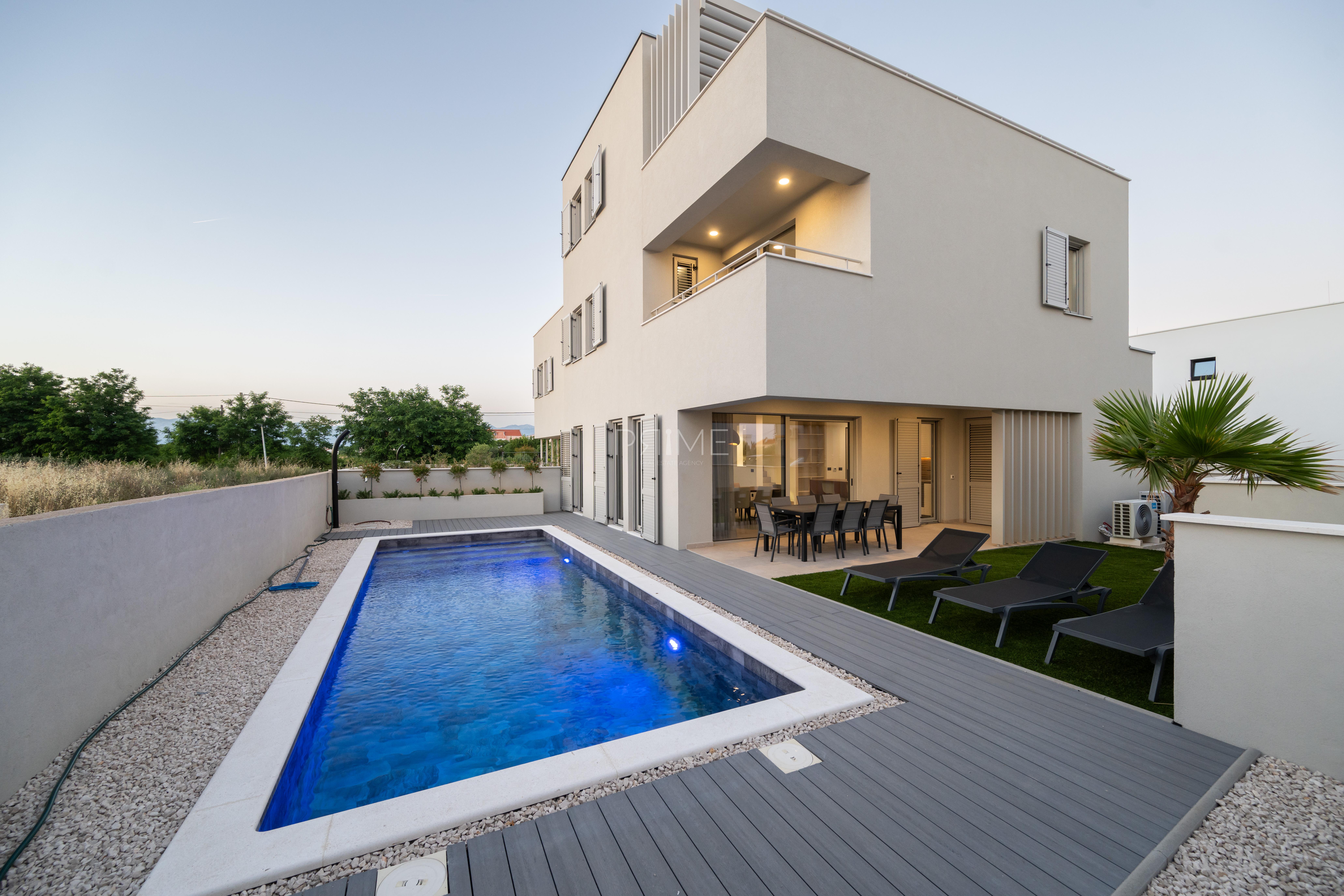 Haus Zu verkaufen - ZADARSKA PRIVLAKA