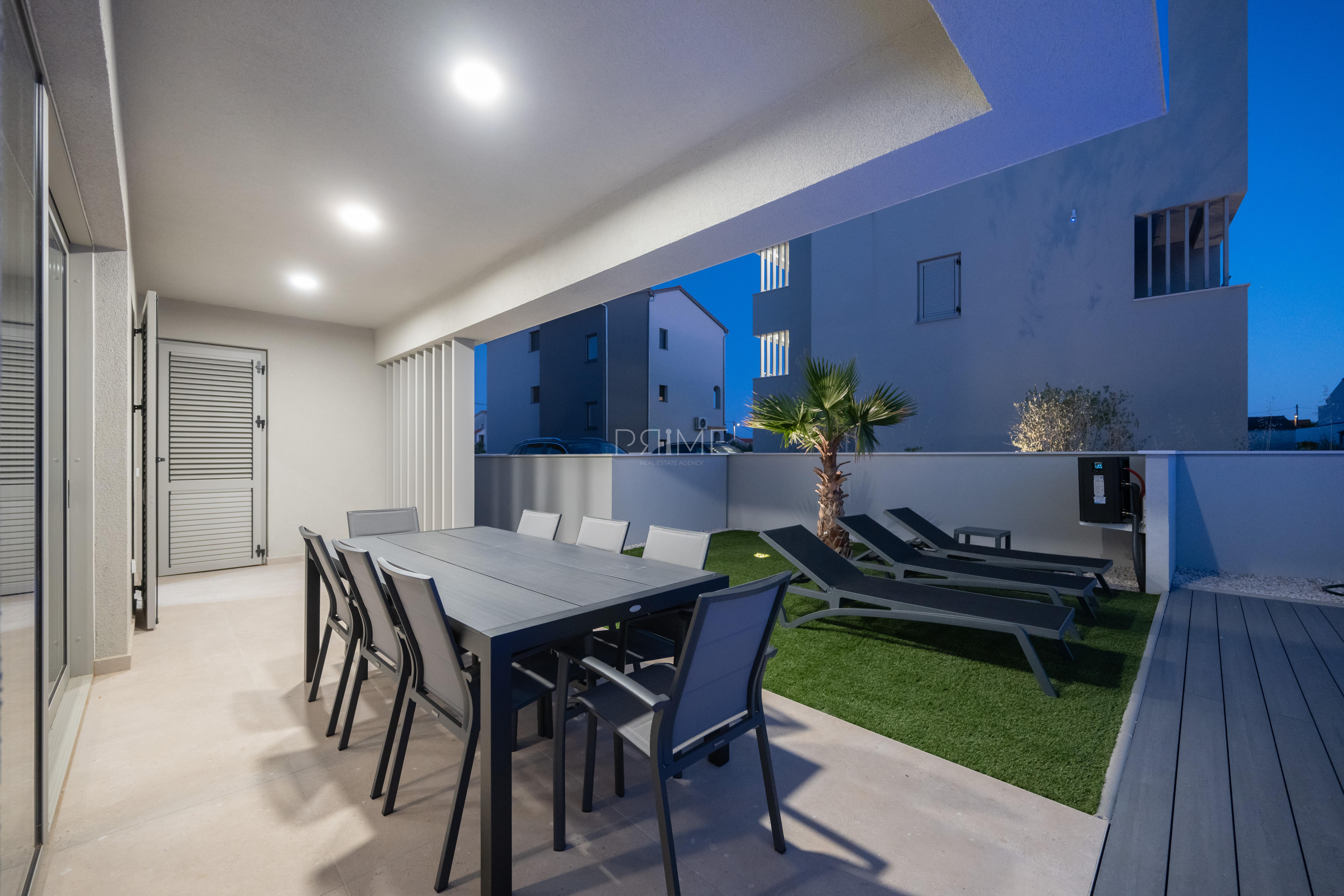 Haus Zu verkaufen - ZADARSKA PRIVLAKA