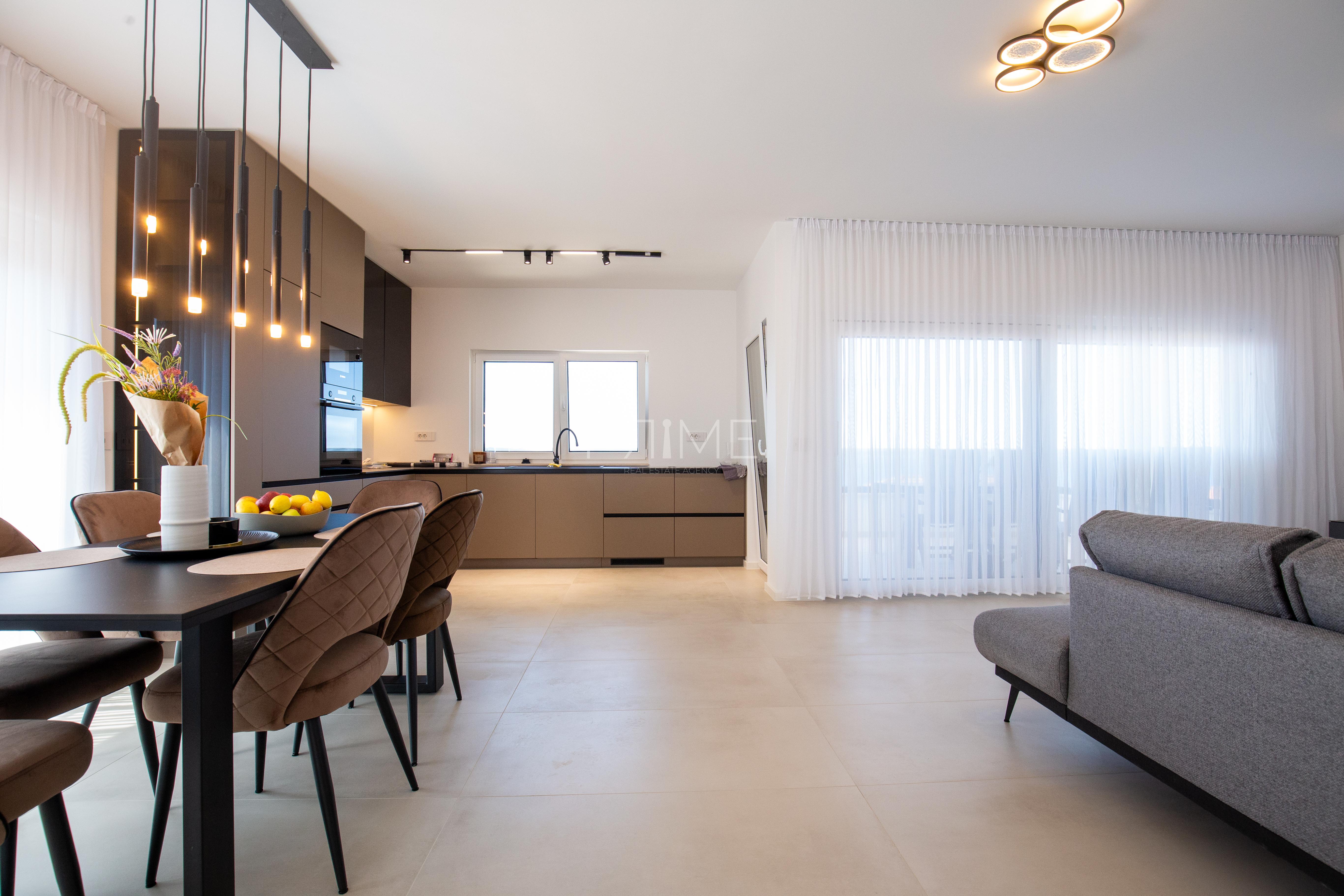 Apartmán Na predaj - ZADARSKA POLIČNIK