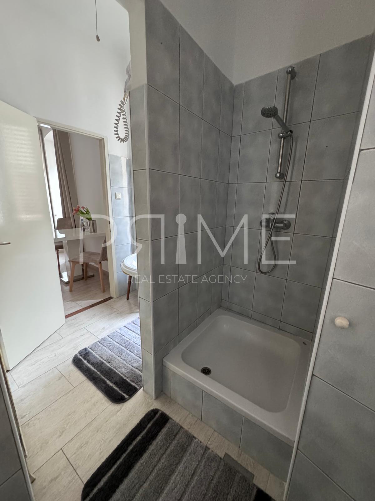 Appartamento In vendita - ZADARSKA POLIČNIK