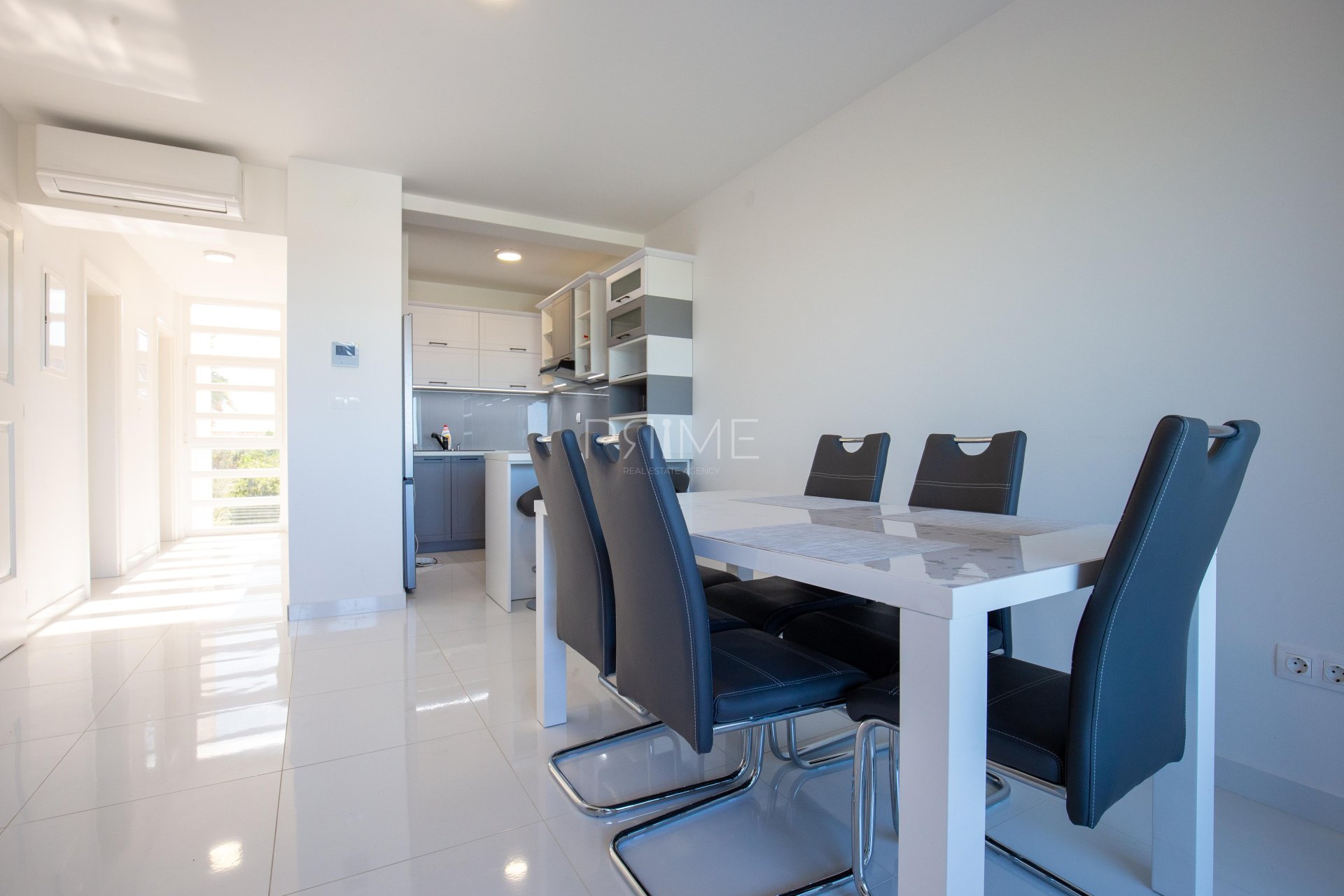Apartma Naprodaj - ZADARSKA Vir