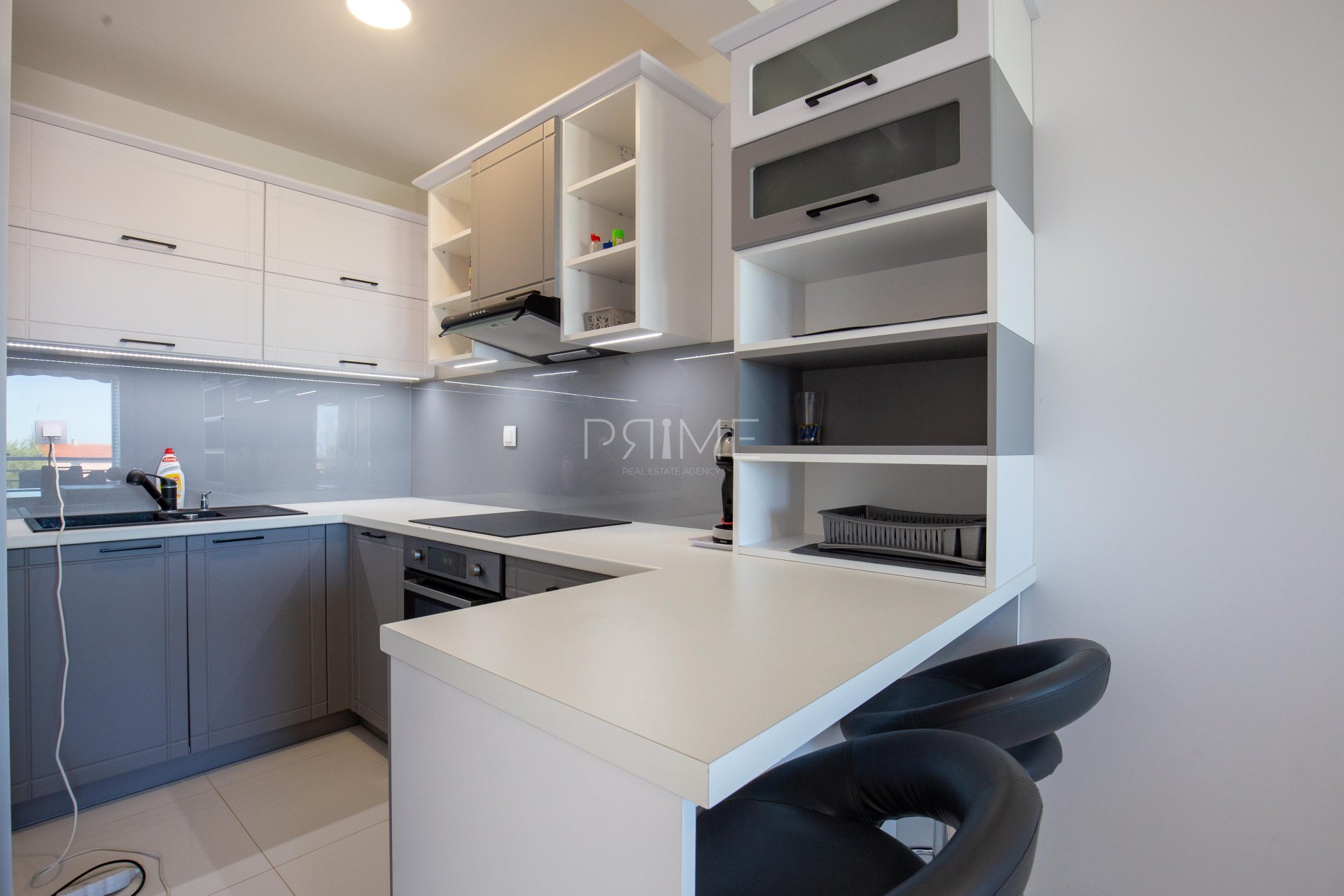 Apartma Naprodaj - ZADARSKA Vir