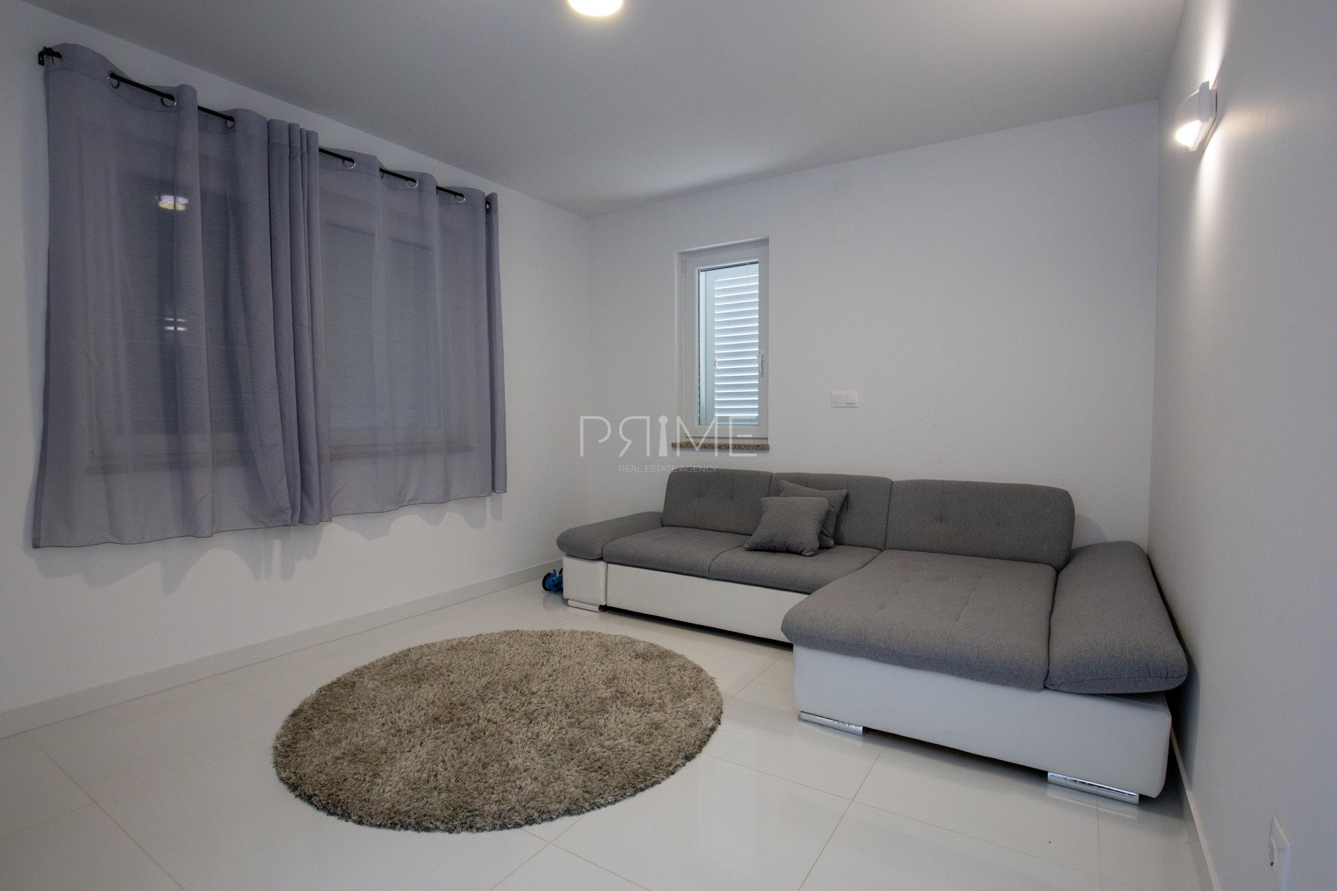 Apartma Naprodaj - ZADARSKA Vir