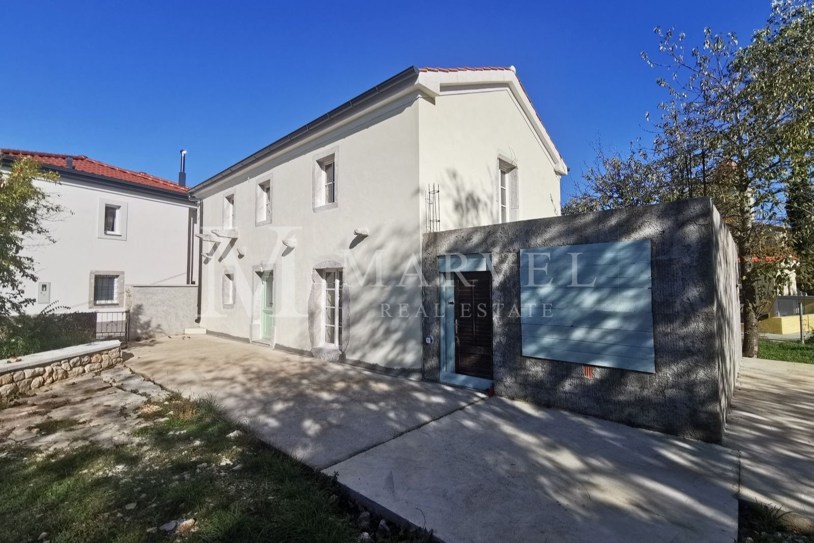 House For sale - Primorsko-goranska Malinska-dubašnica - foto 1/8