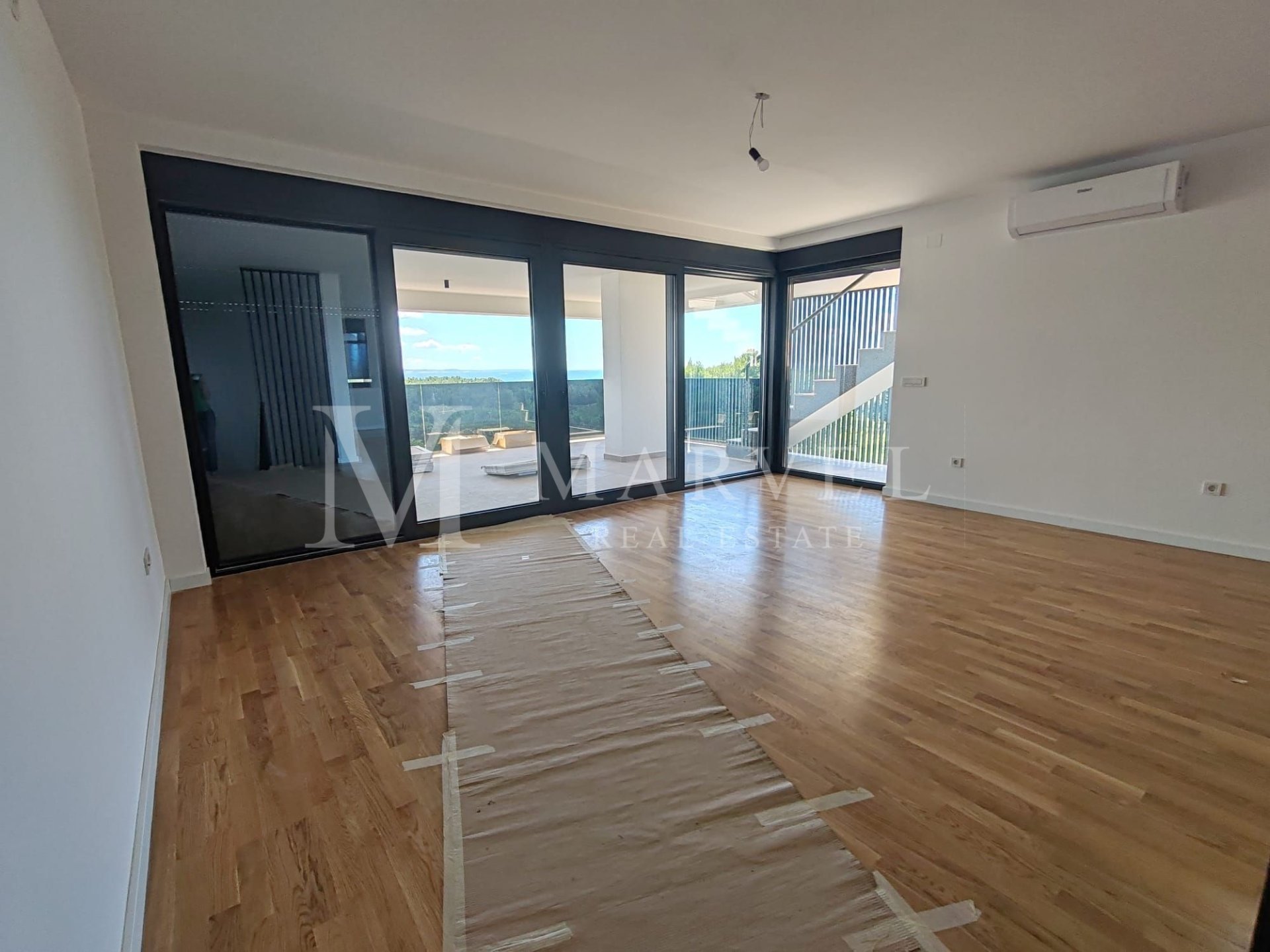 Apartma Na predaj - PRIMORSKO-GORANSKA KRK