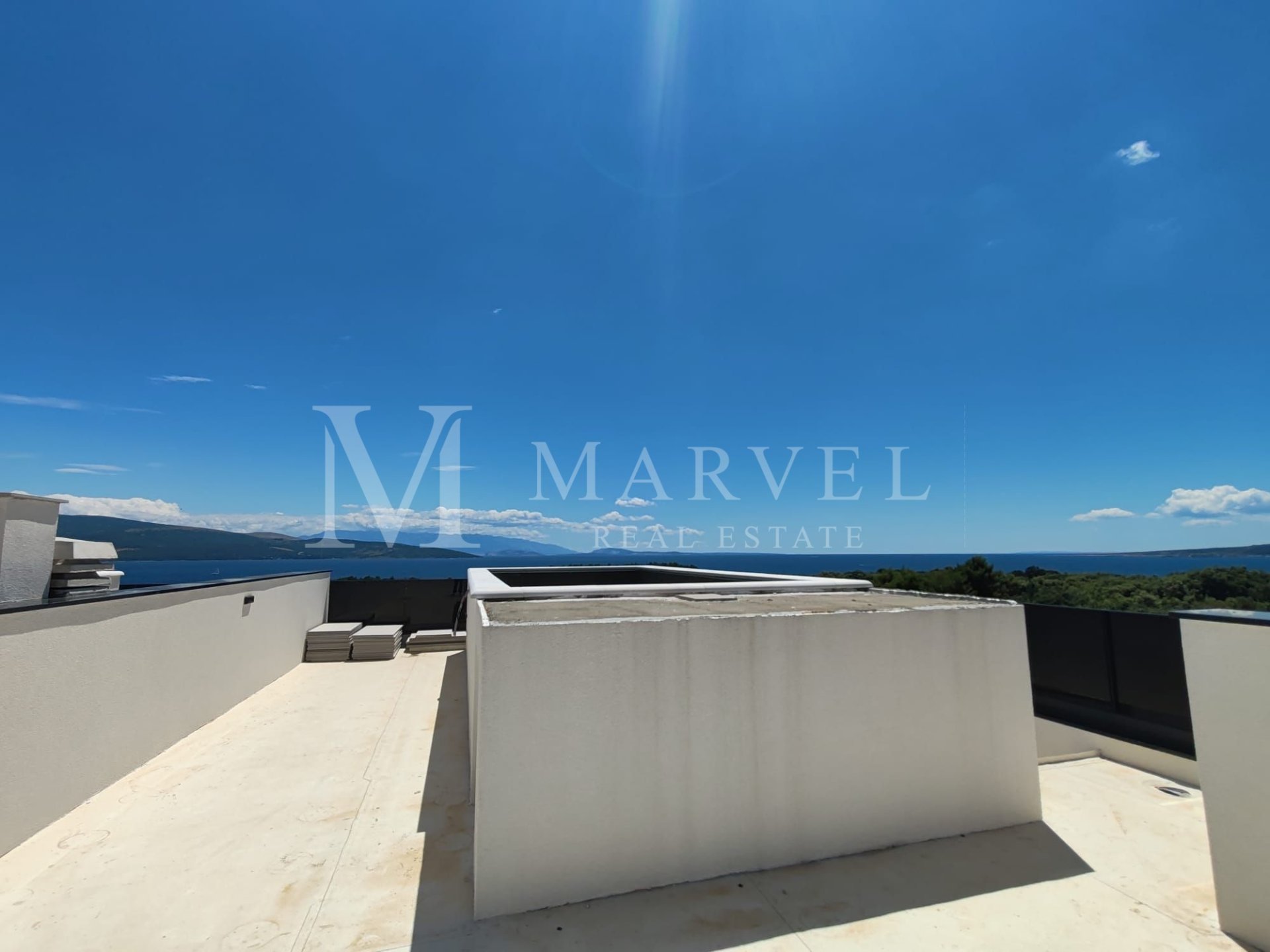 Apartma Na predaj - PRIMORSKO-GORANSKA KRK