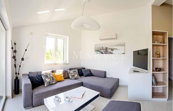 Apartment Zu verkaufen - Primorsko-goranska Malinska-dubašnica - foto 2/16