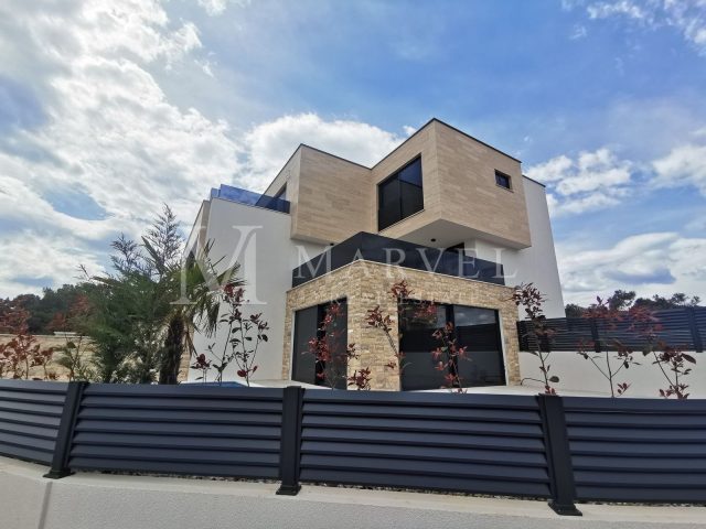 Flat for sale 150 m² – Krk