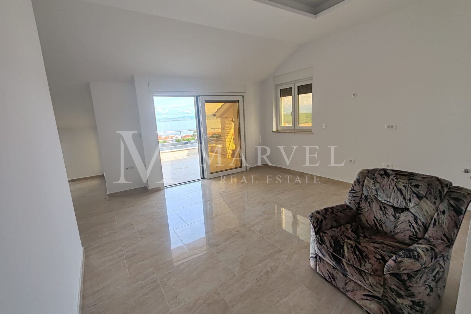 Apartment Zu verkaufen - PRIMORSKO-GORANSKA OMIŠALJ