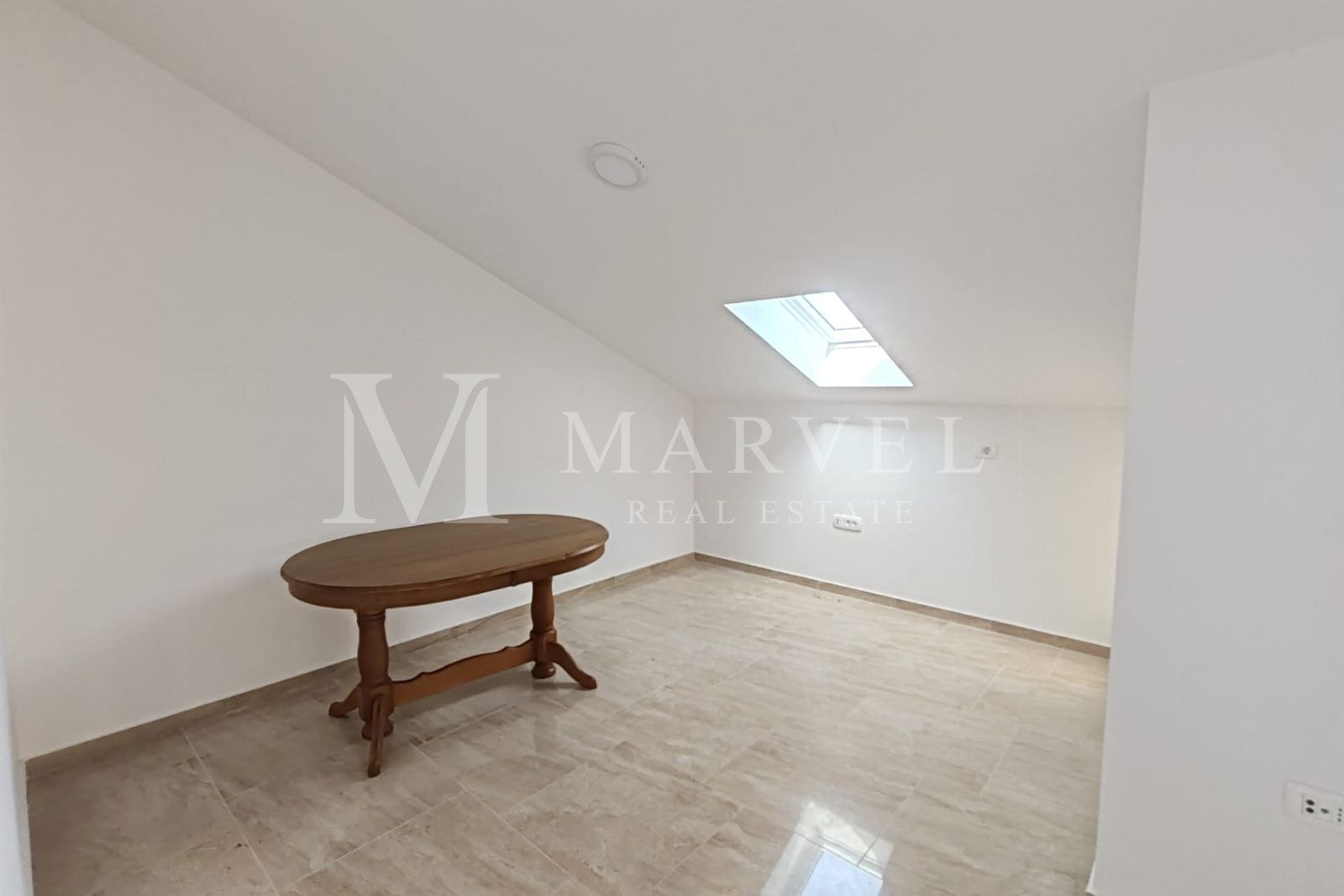 Apartment Zu verkaufen - PRIMORSKO-GORANSKA OMIŠALJ