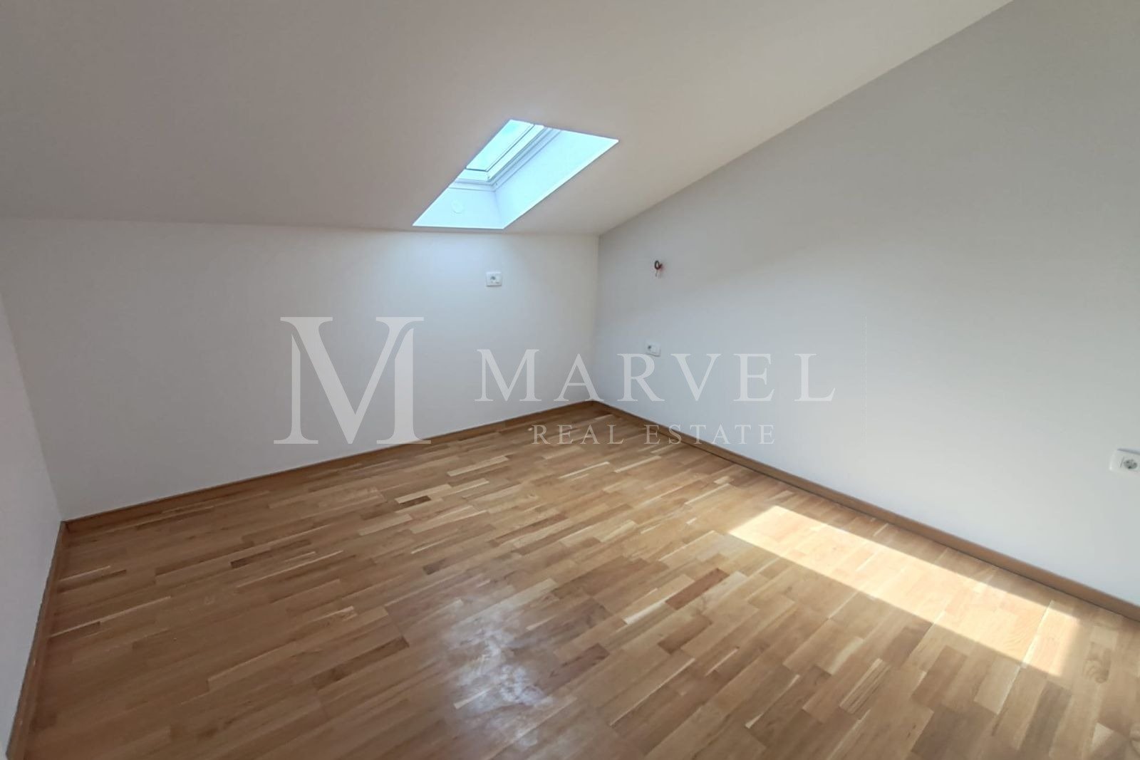 Apartment Zu verkaufen - PRIMORSKO-GORANSKA OMIŠALJ