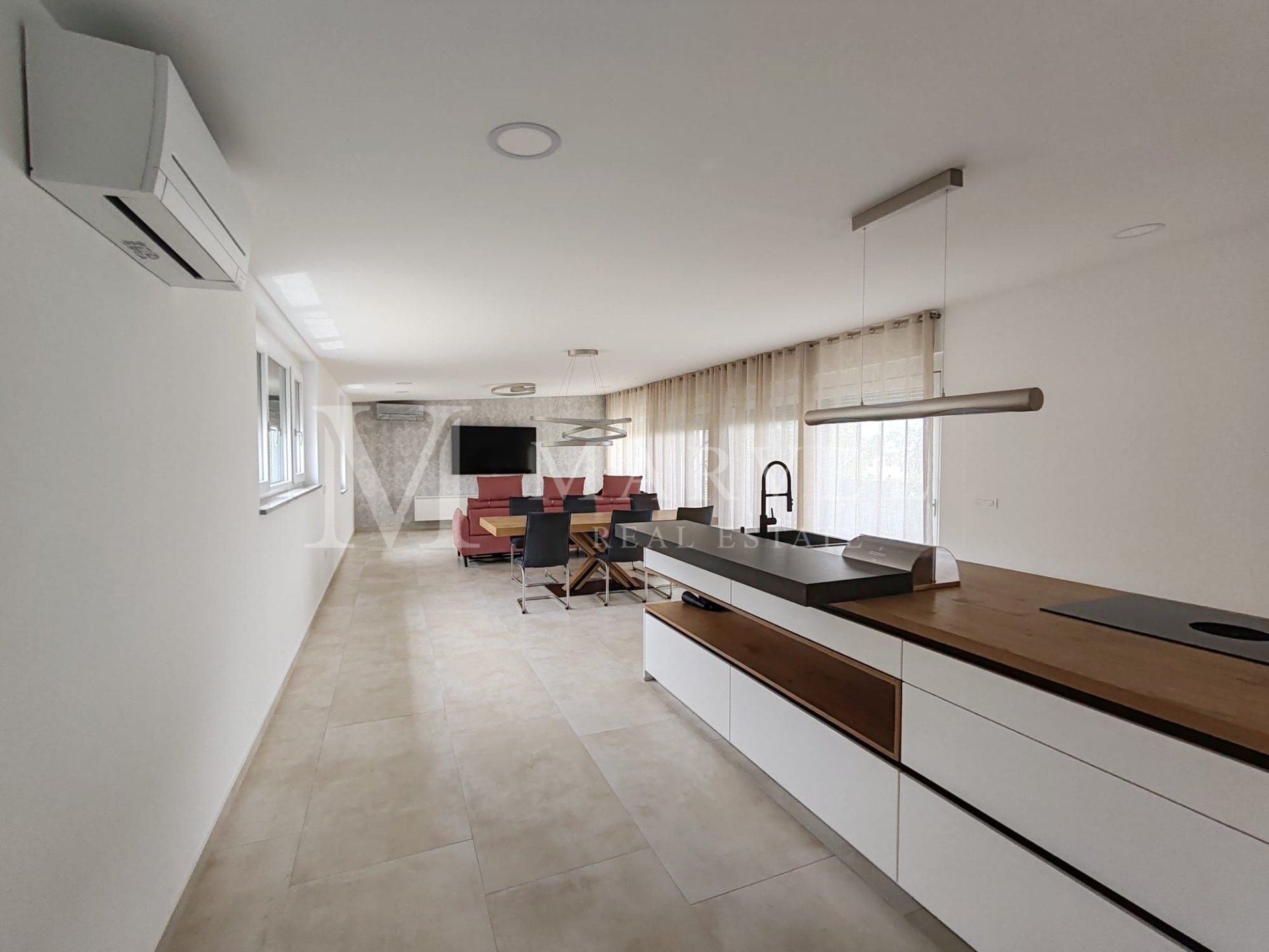 Apartmán Na predaj - PRIMORSKO-GORANSKA Malinska-Dubašnica