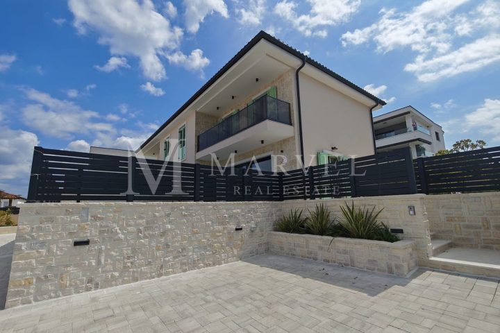 House For sale - Primorsko-goranska Malinska-dubašnica - foto 2/17