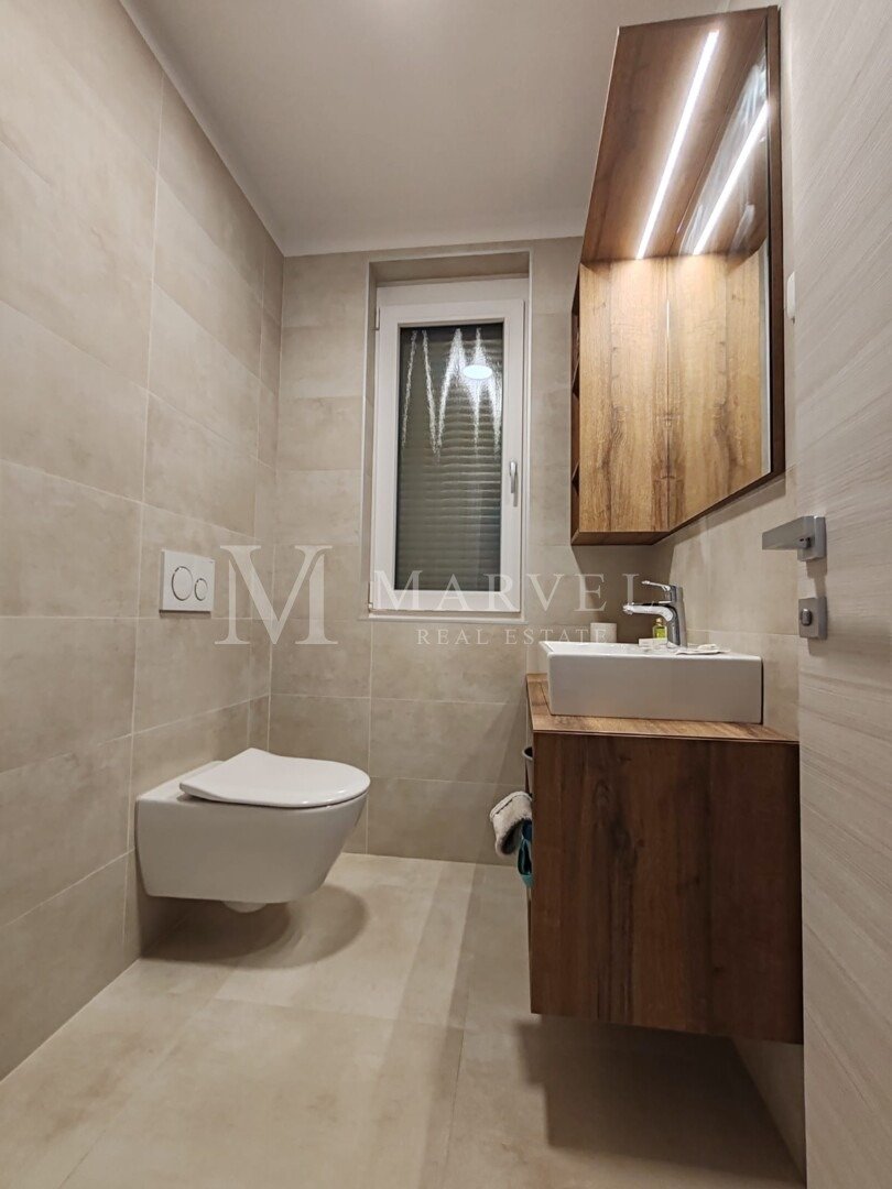 Appartamento In vendita - PRIMORSKO-GORANSKA Malinska-Dubašnica