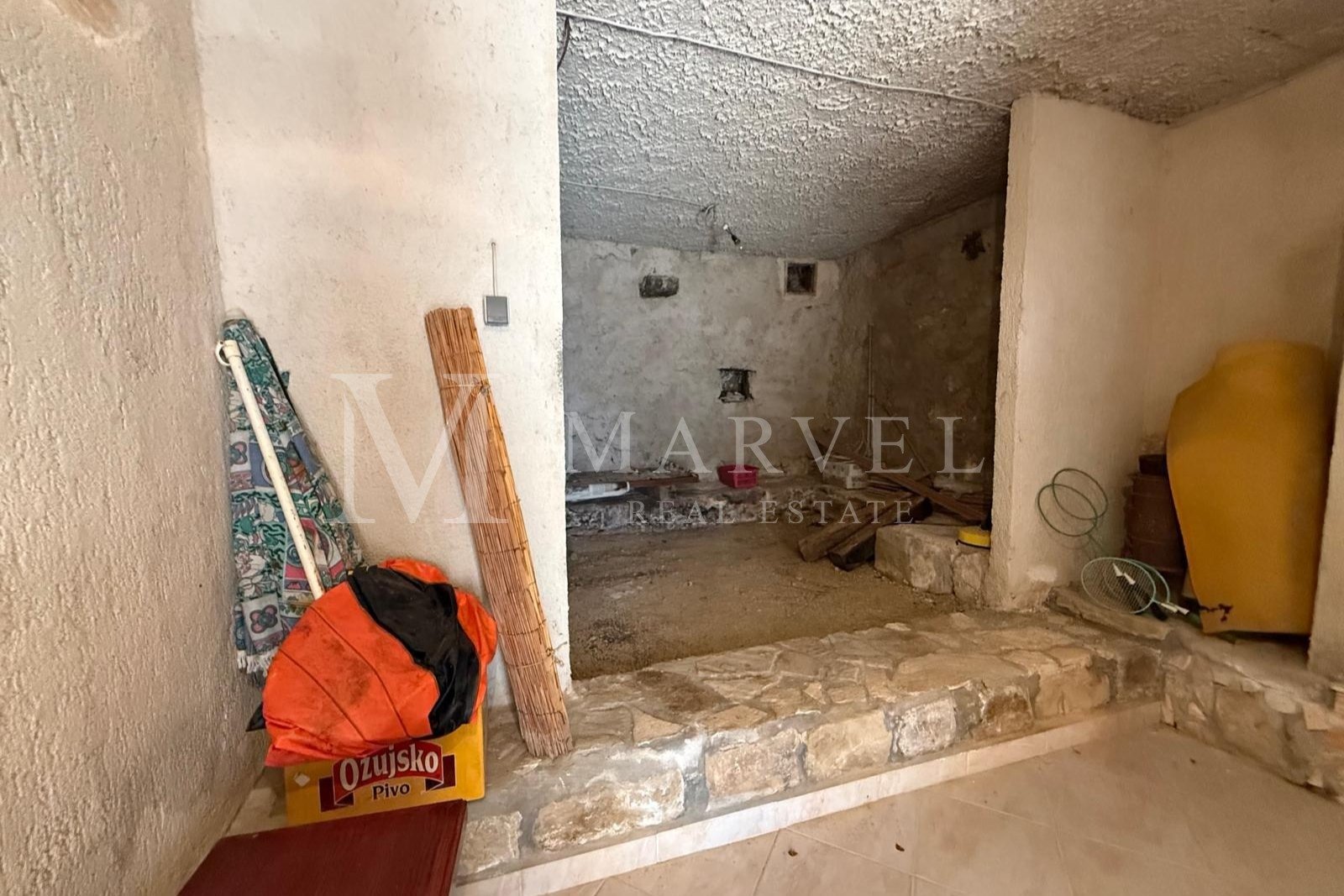 House For sale - PRIMORSKO-GORANSKA Baška