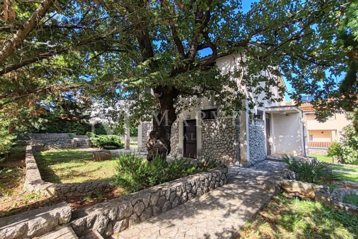 Haus Zu verkaufen - Primorsko-goranska Malinska-dubašnica - foto 2/19