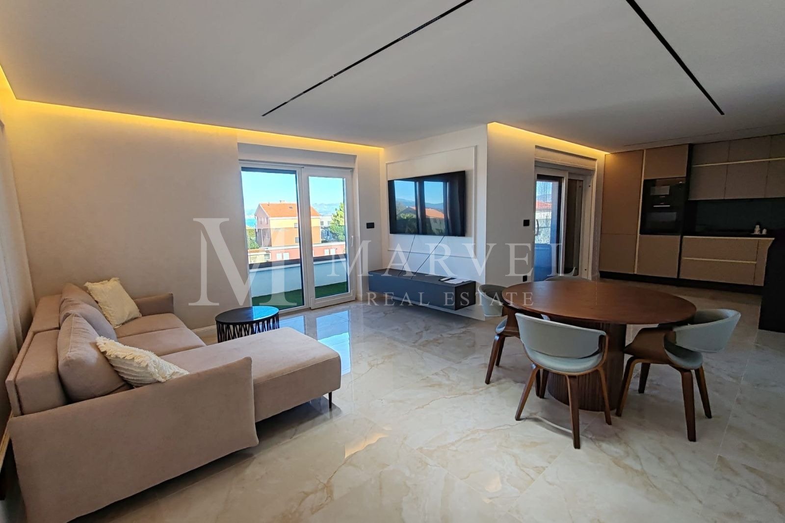Apartment Zu verkaufen - Primorsko-goranska Malinska-dubašnica - foto 1/14