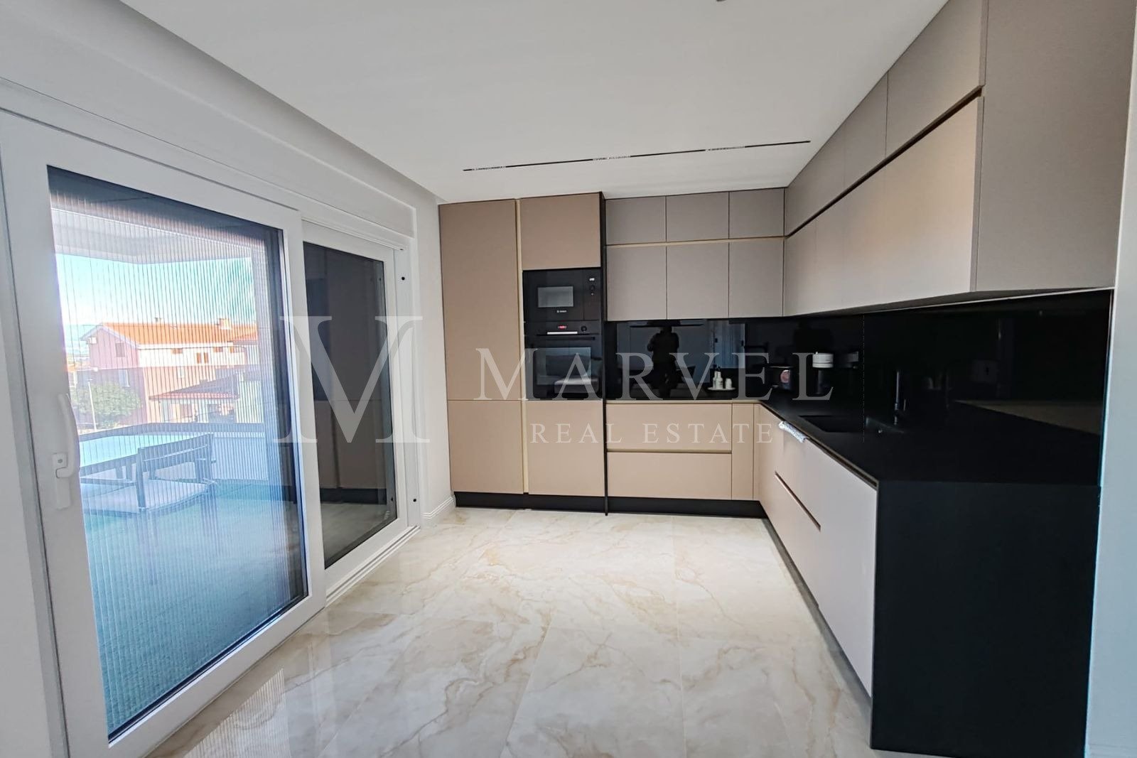 Apartment Zu verkaufen - PRIMORSKO-GORANSKA Malinska-Dubašnica