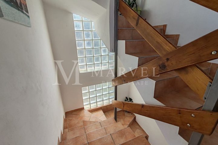 Haus Zu verkaufen - Primorsko-goranska Malinska-dubašnica - foto 2/14