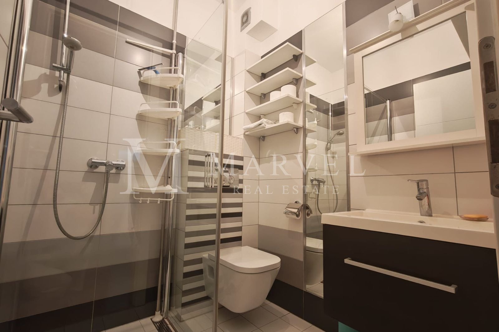 Apartment Zu verkaufen - PRIMORSKO-GORANSKA OMIŠALJ