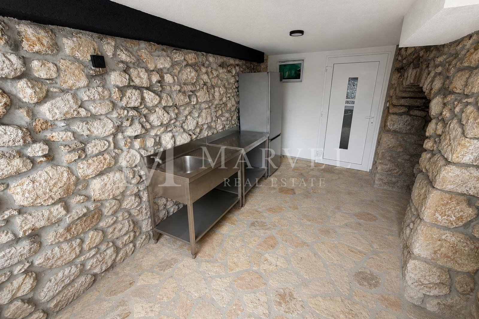 Kuća Na prodaju - PRIMORSKO-GORANSKA CRIKVENICA