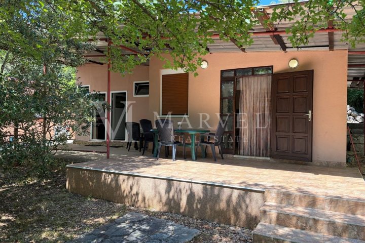 Haus zu verkaufen 68 m² – Pinezići