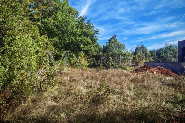Terrain à vendre 550 m² – Milohnići