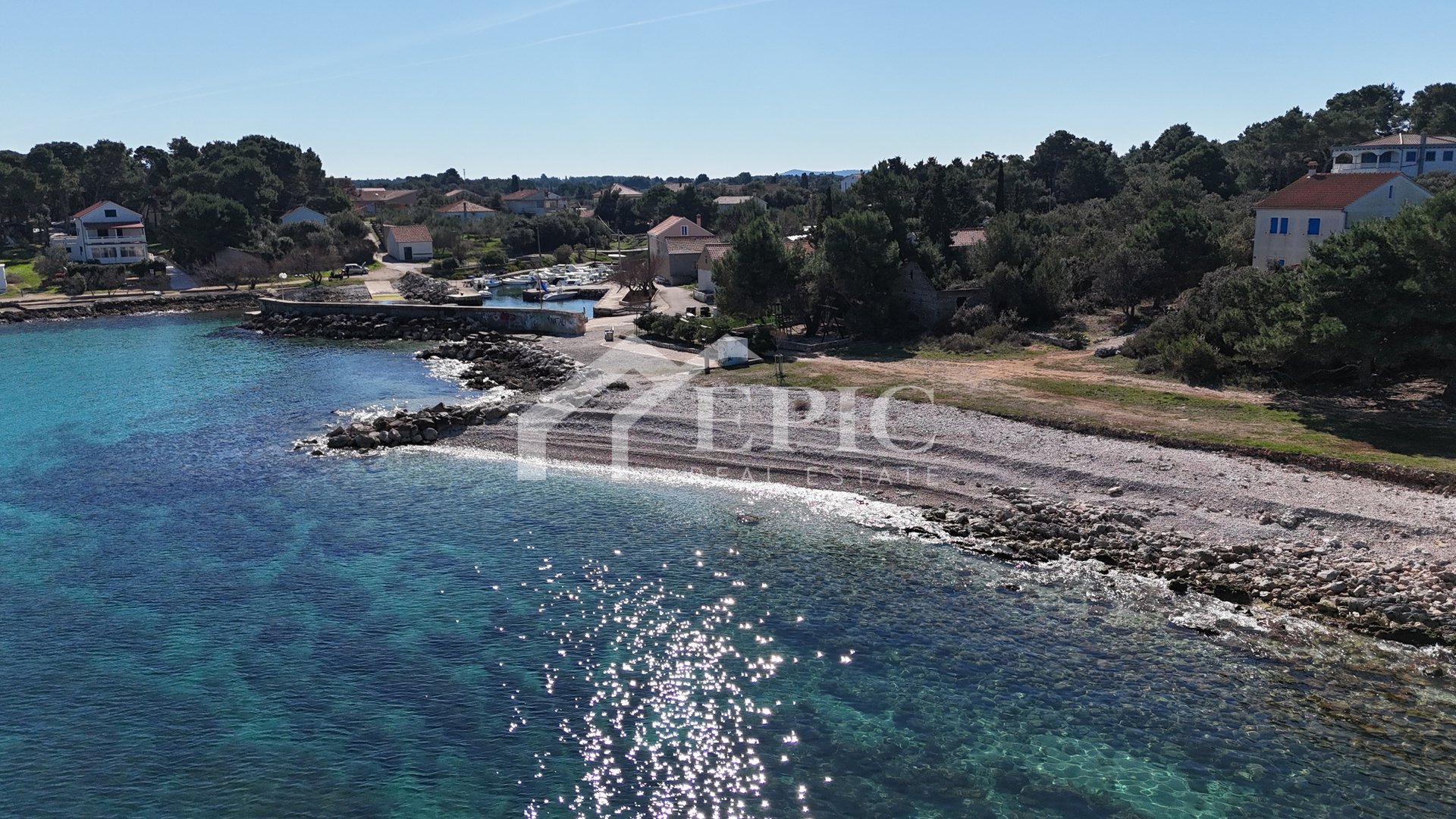 Land For sale - Zadarska Ugljan