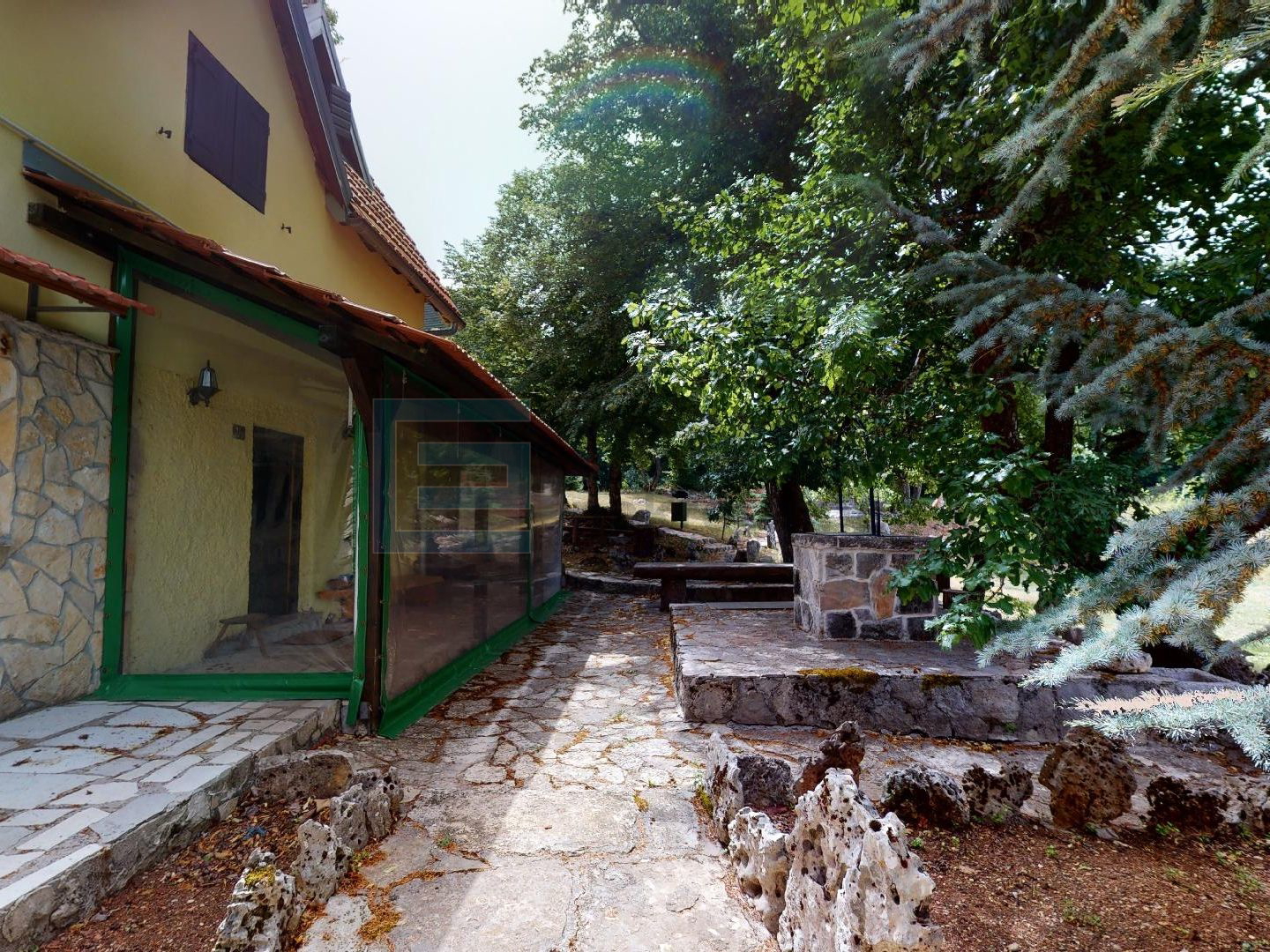 Maison À vendre - Ličko-senjska Udbina