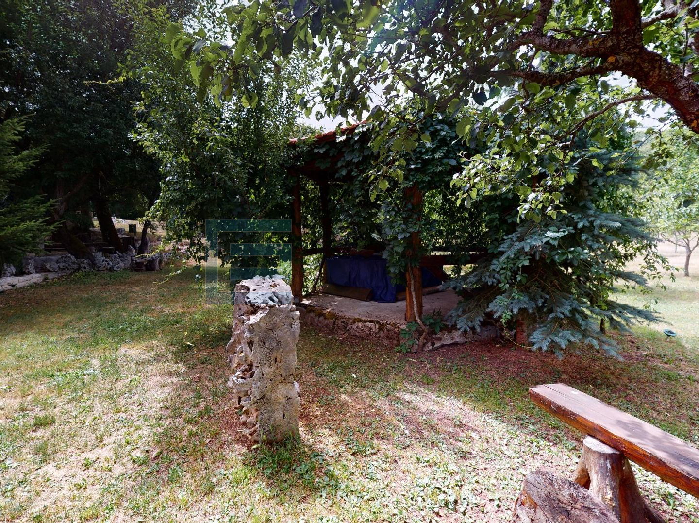 Maison À vendre - Ličko-senjska Udbina