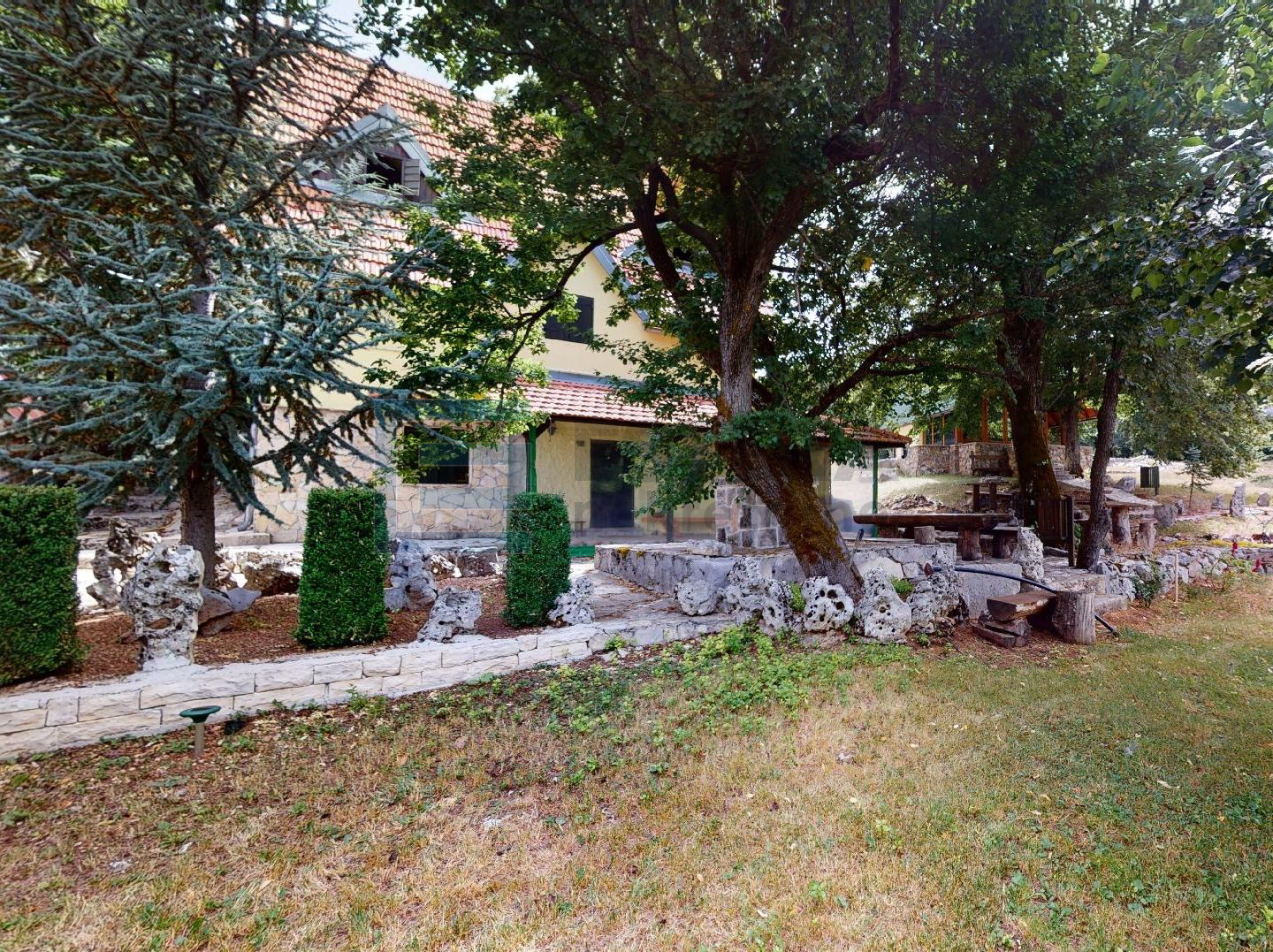 Maison À vendre - Ličko-senjska Udbina